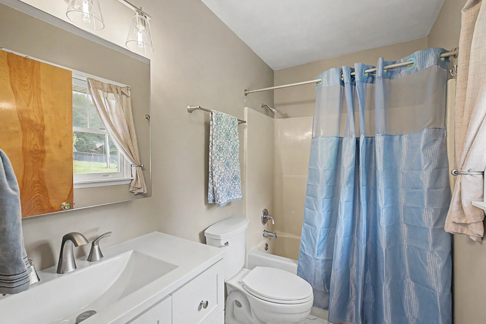 5741 Hall RD - Photo 29