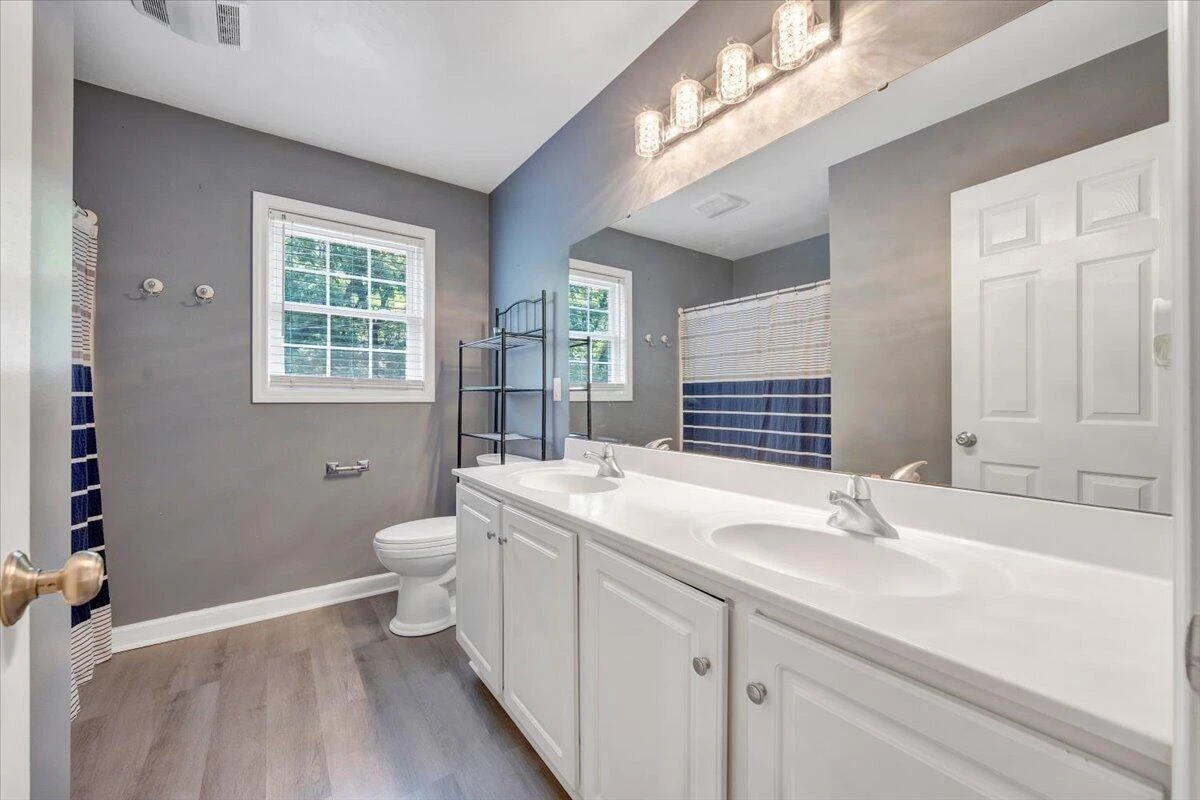 2430 Tyler WAY - Photo 31