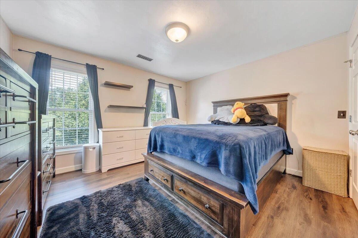 2430 Tyler WAY - Photo 36