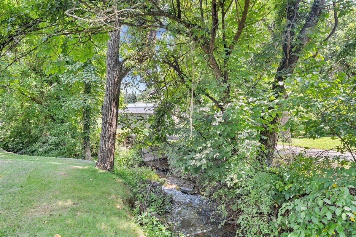 2430 Tyler WAY - Photo 50