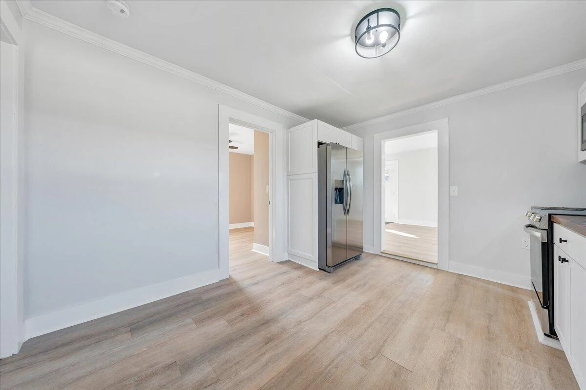1416 Archbold AVE NE - Photo 14