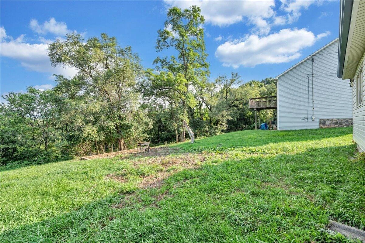 1416 Archbold AVE NE - Photo 30