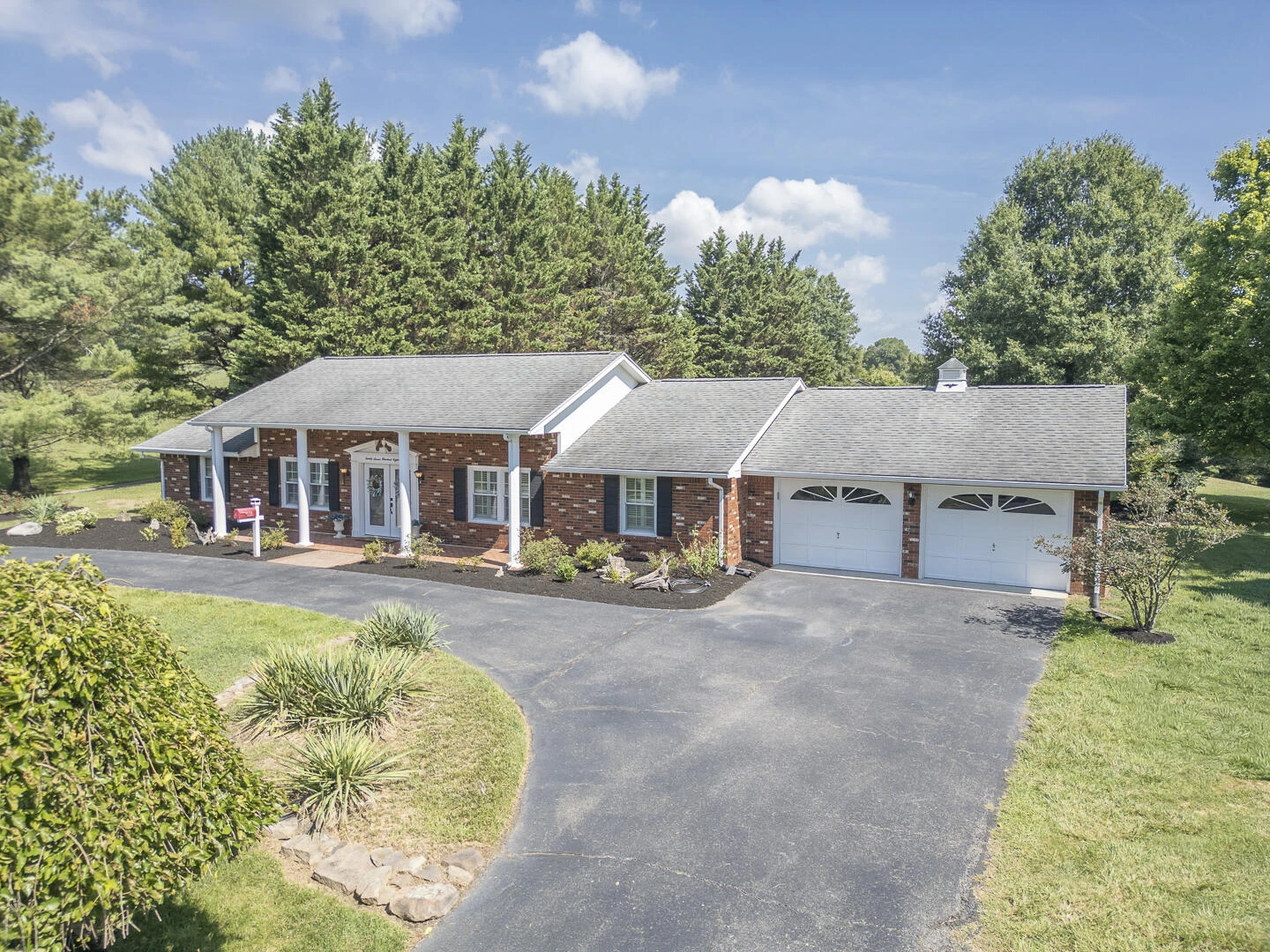 2708 Catawba RD