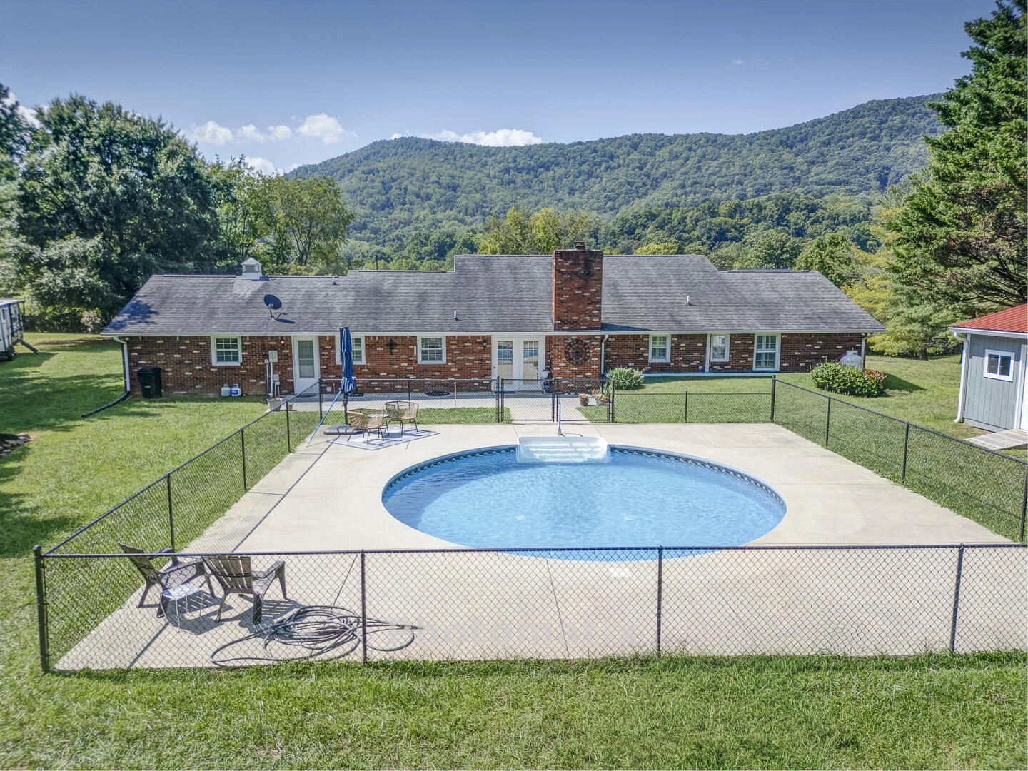 2708 Catawba RD - Photo 3