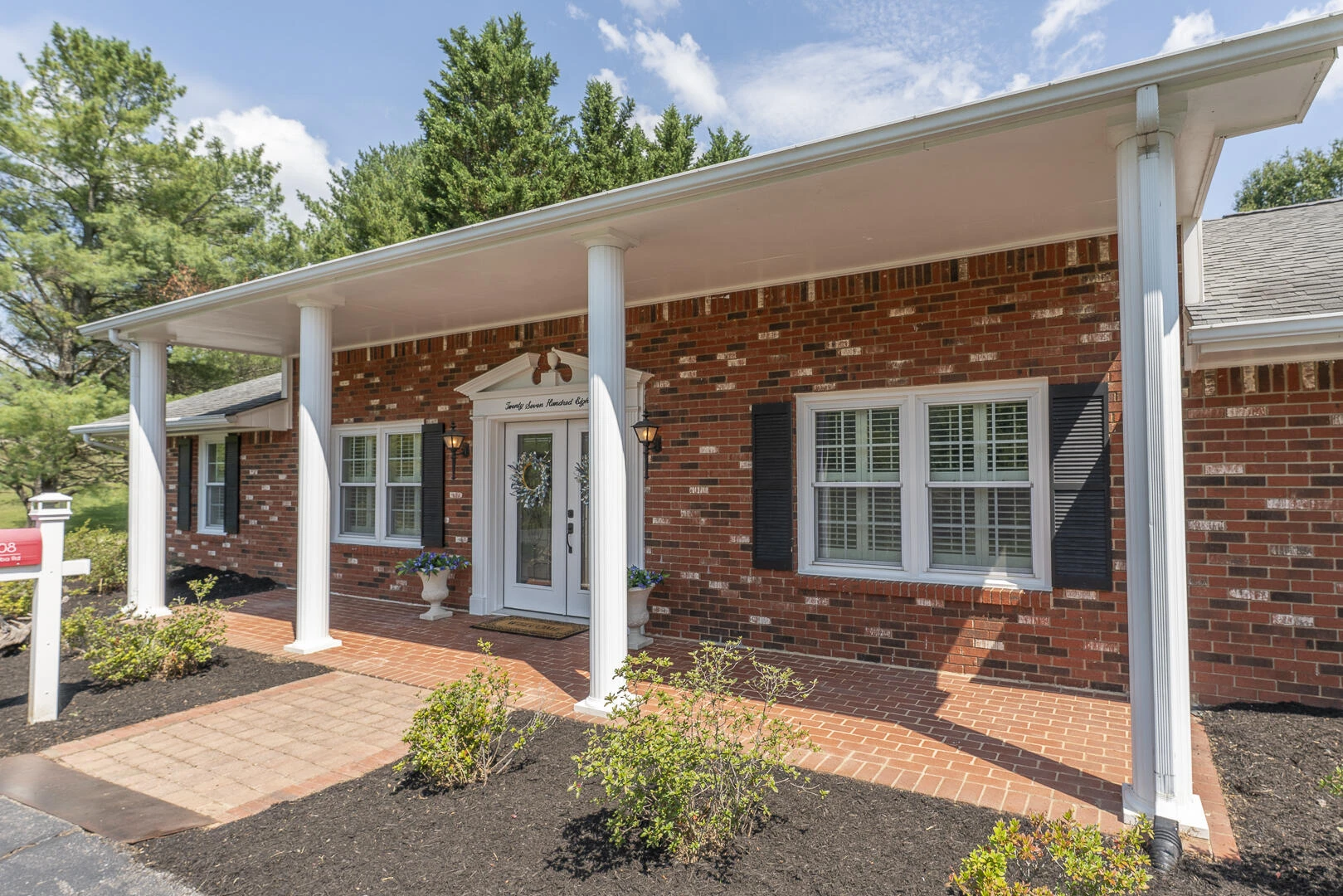 2708 Catawba RD - Photo 8
