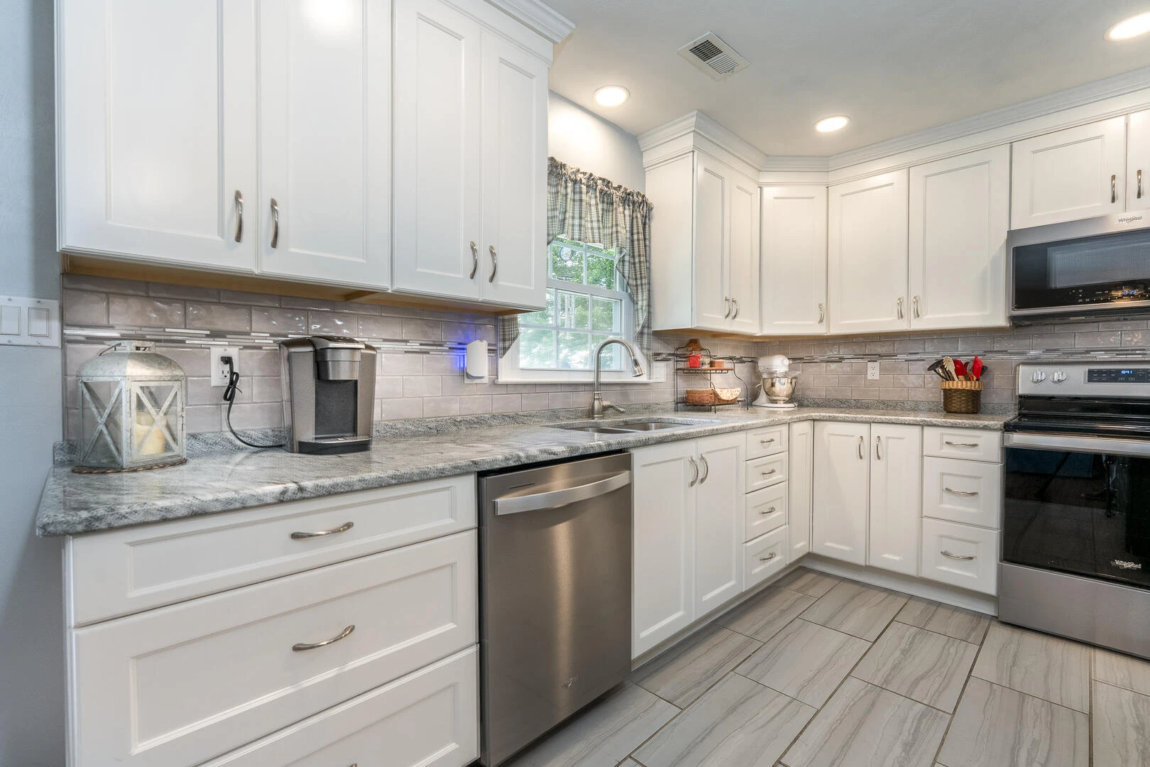 2708 Catawba RD - Photo 18
