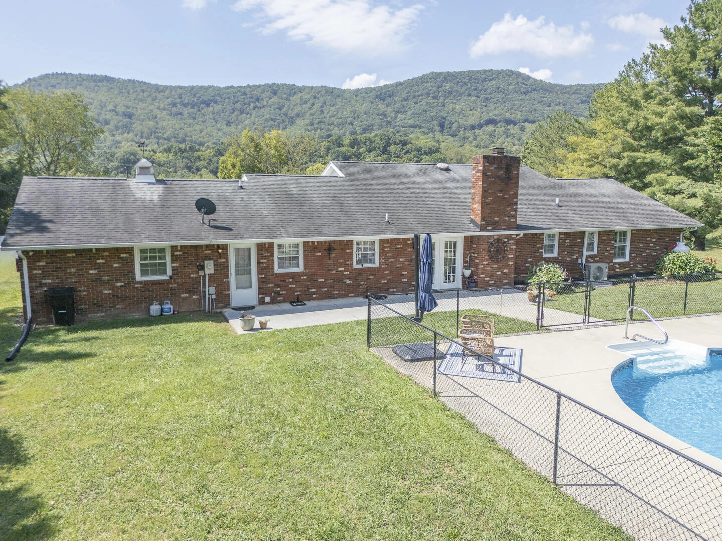 2708 Catawba RD - Photo 45