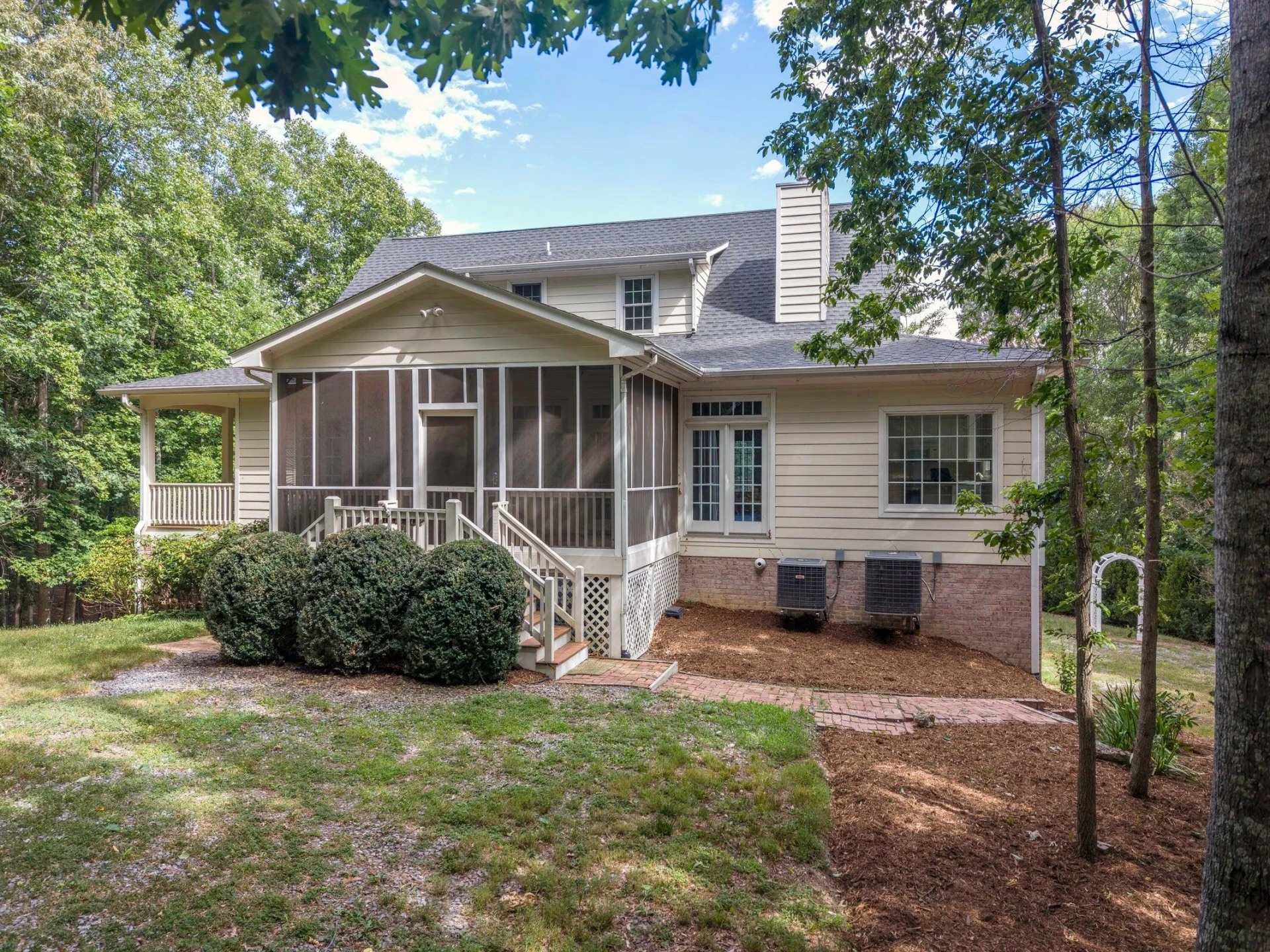 190 Henry Hill DR - Photo 5