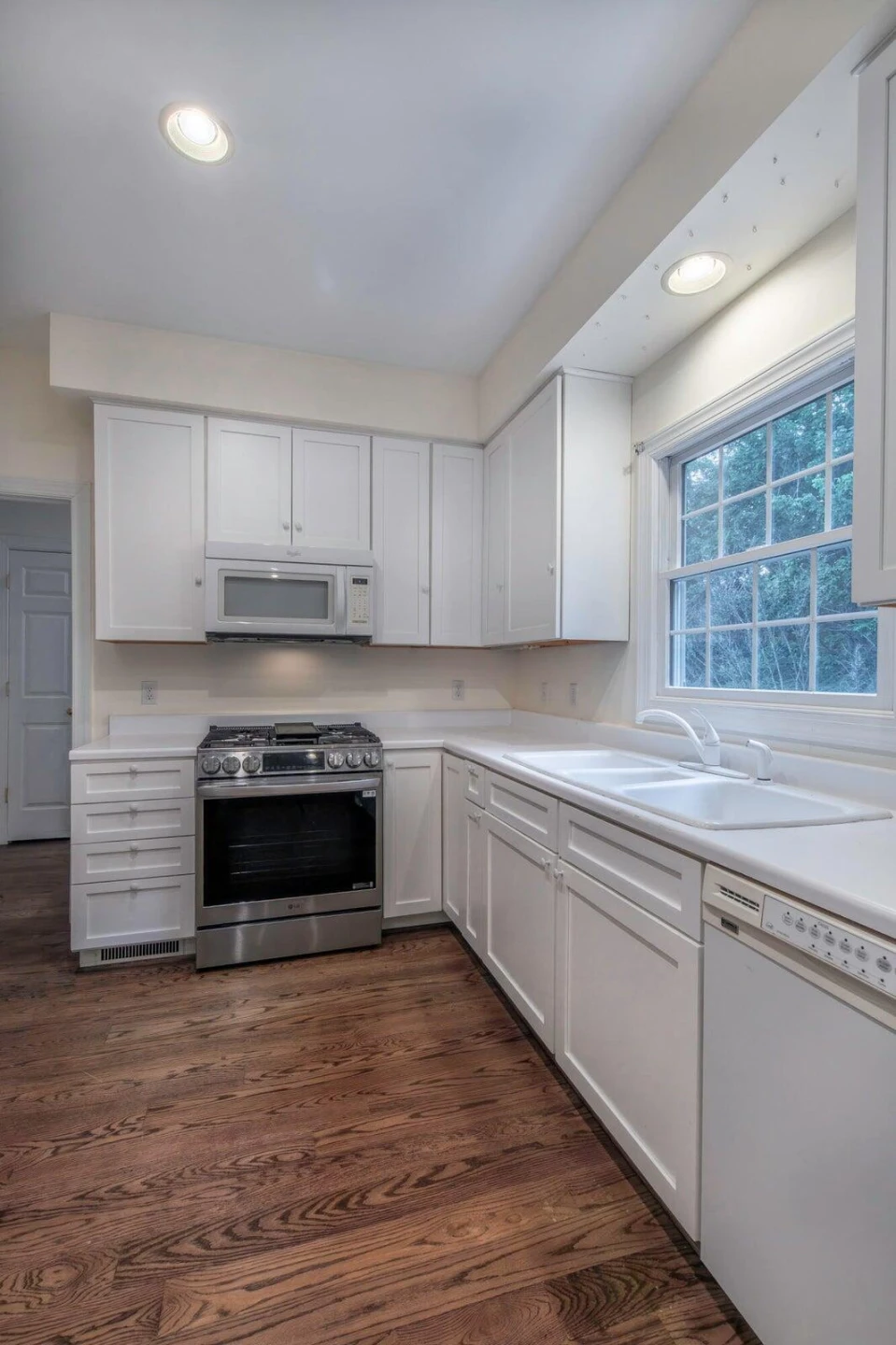 190 Henry Hill DR - Photo 24