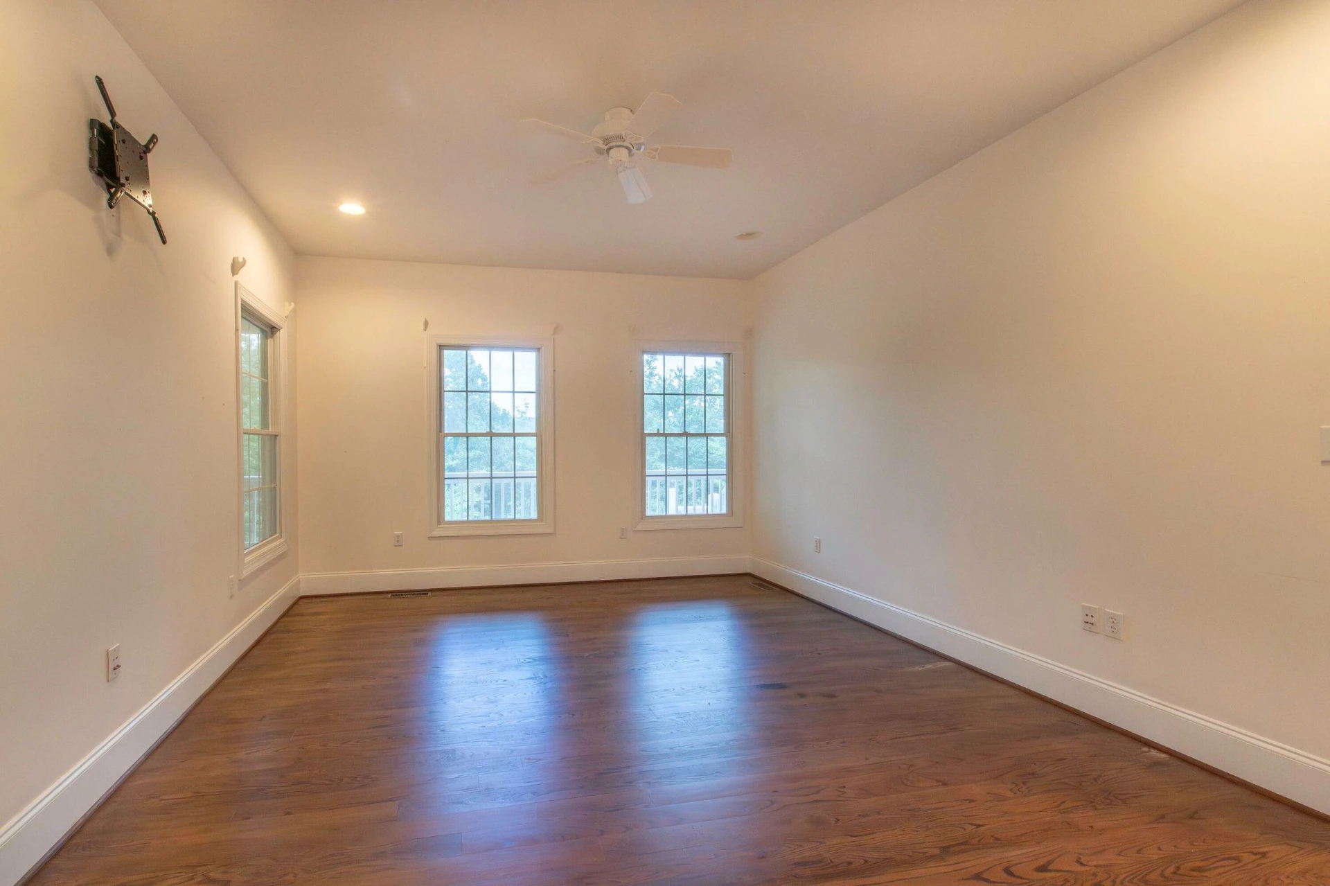 190 Henry Hill DR - Photo 32