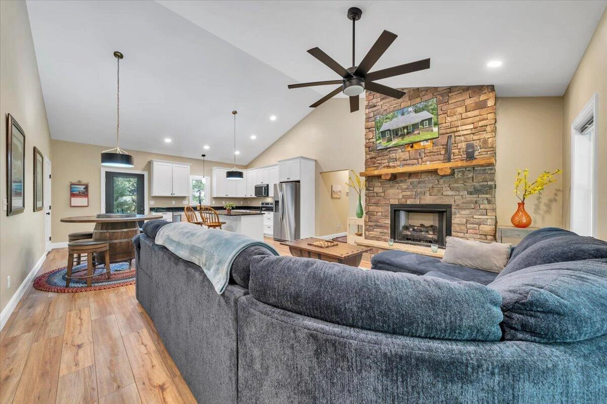 1226 Rendezvous LN - Photo 6