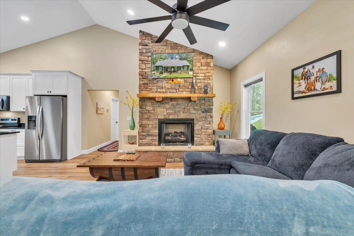 1226 Rendezvous LN - Photo 7