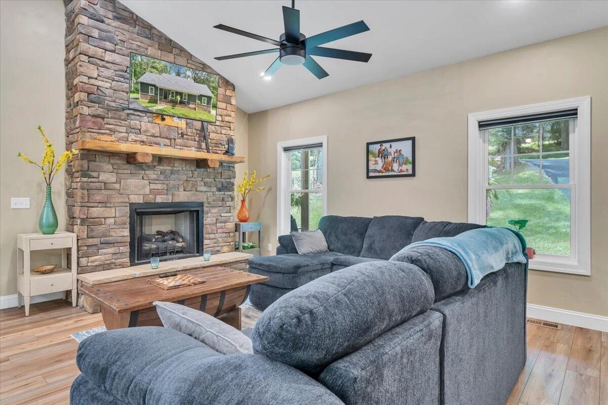 1226 Rendezvous LN - Photo 8