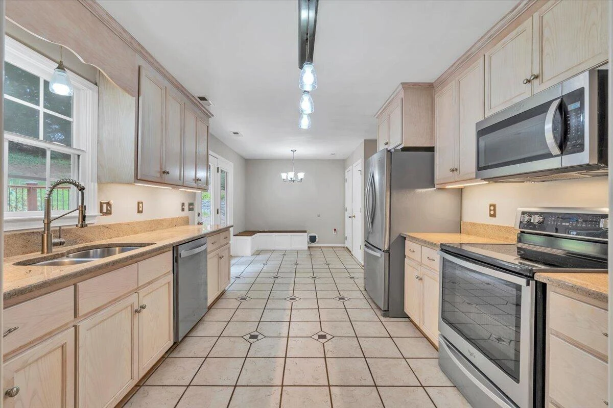 239 Pin Oak DR - Photo 14