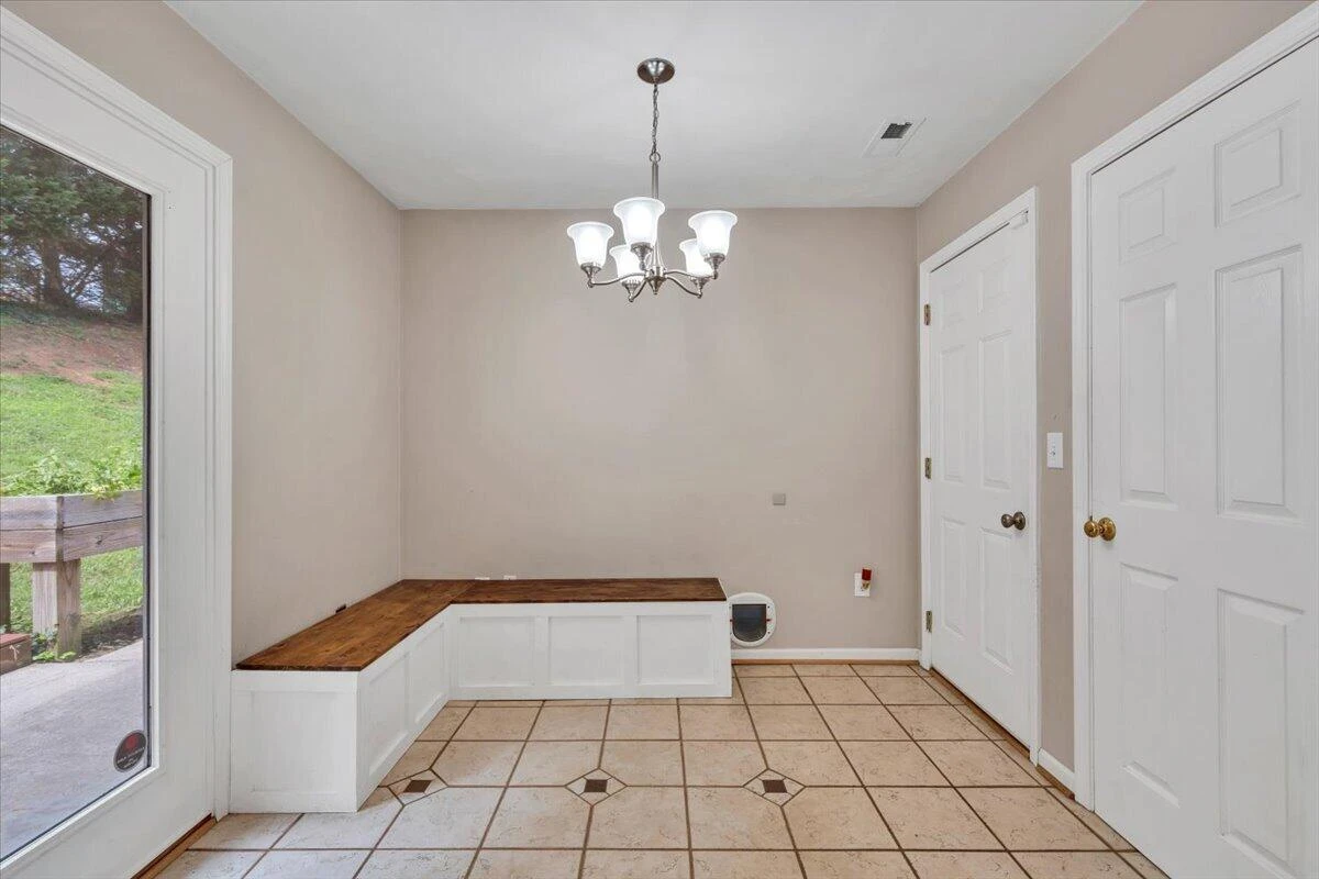 239 Pin Oak DR - Photo 17