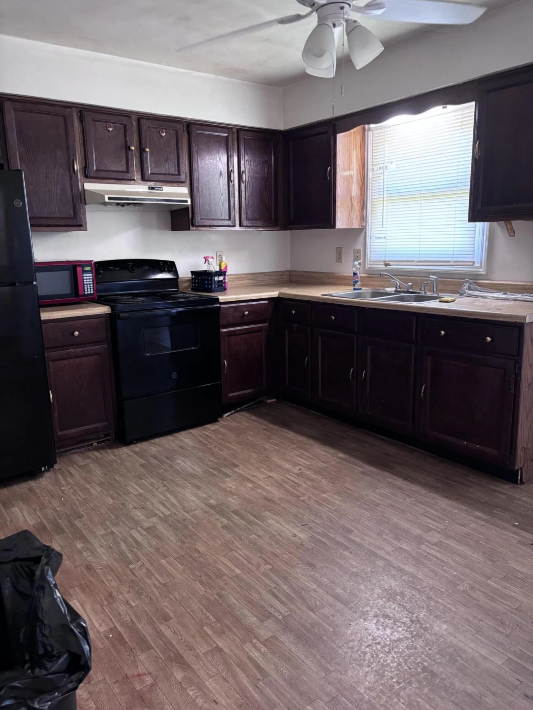 226 Rutherford CT NW - Photo 5