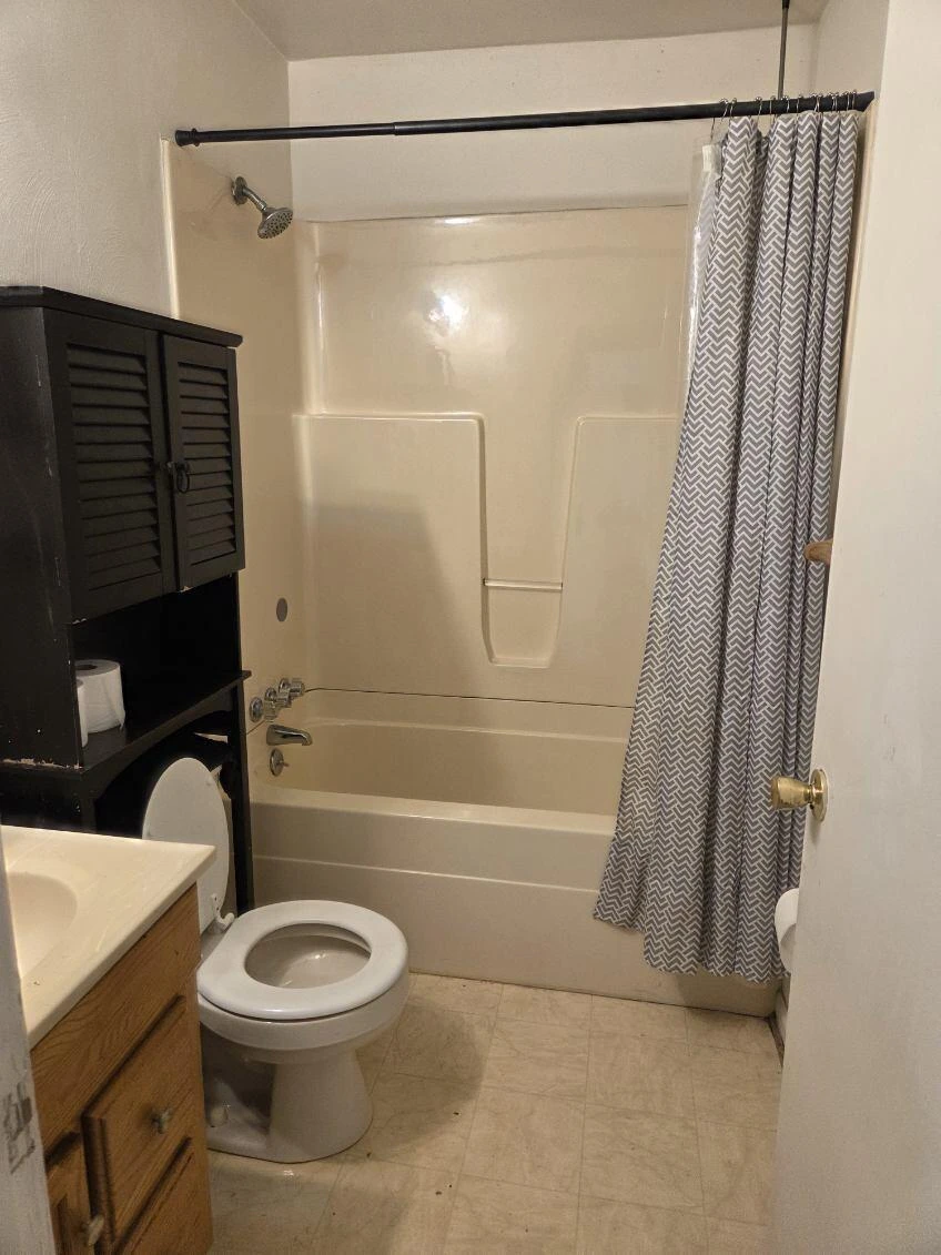 226 Rutherford CT NW - Photo 9
