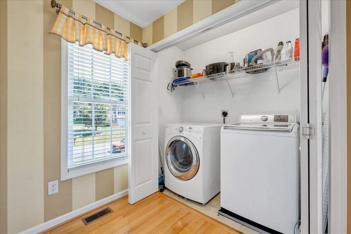632 Castleridge RD - Photo 20