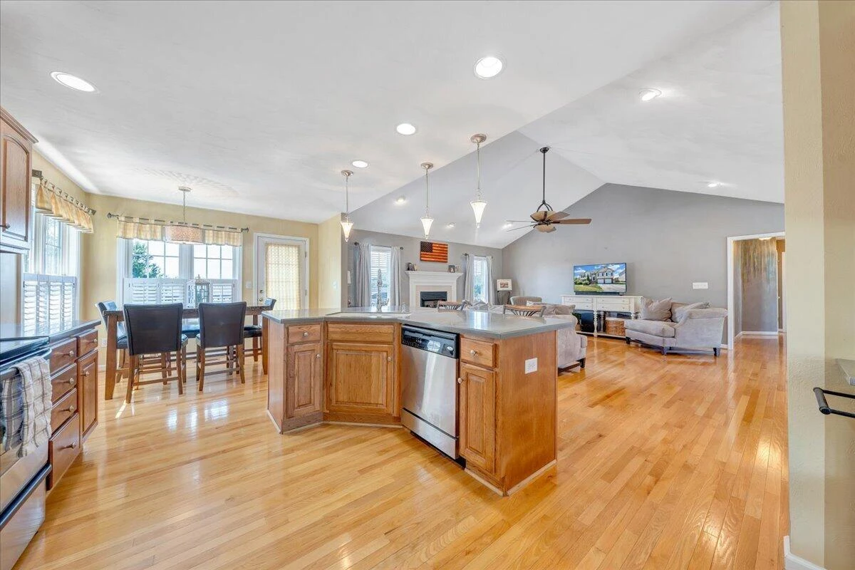 632 Castleridge RD - Photo 23