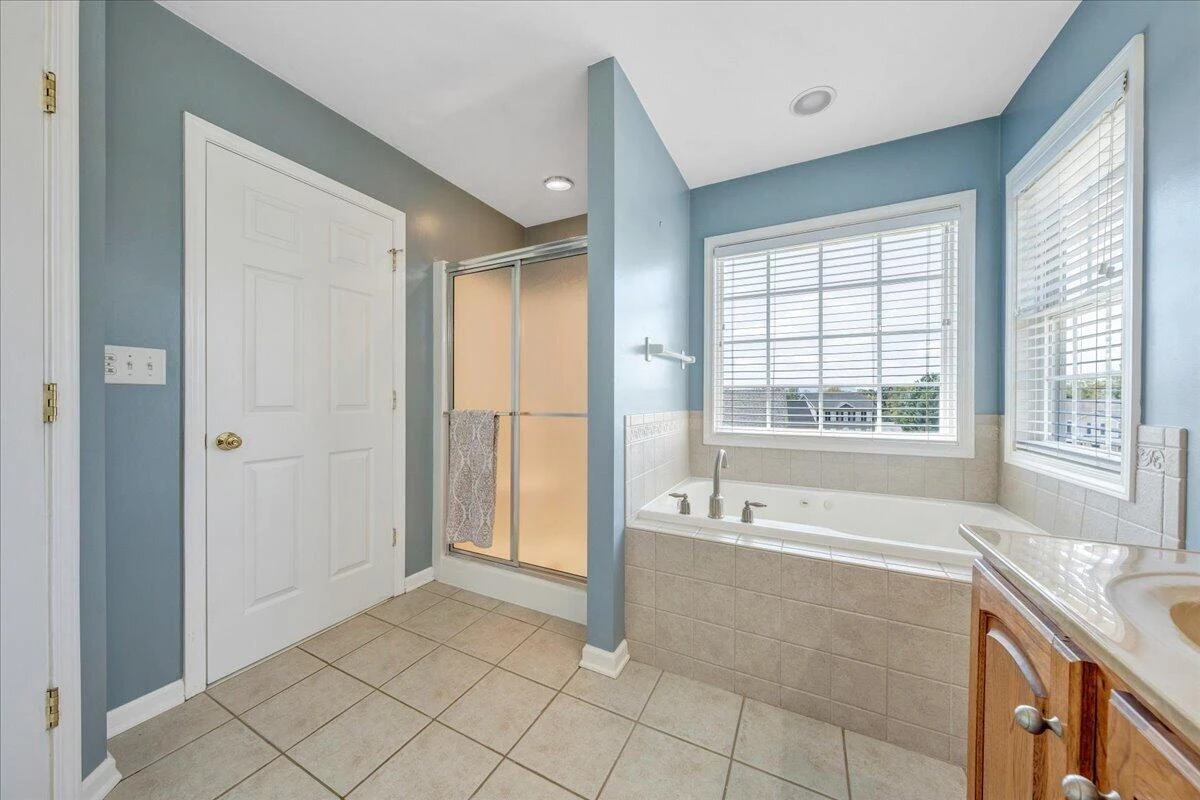 632 Castleridge RD - Photo 34