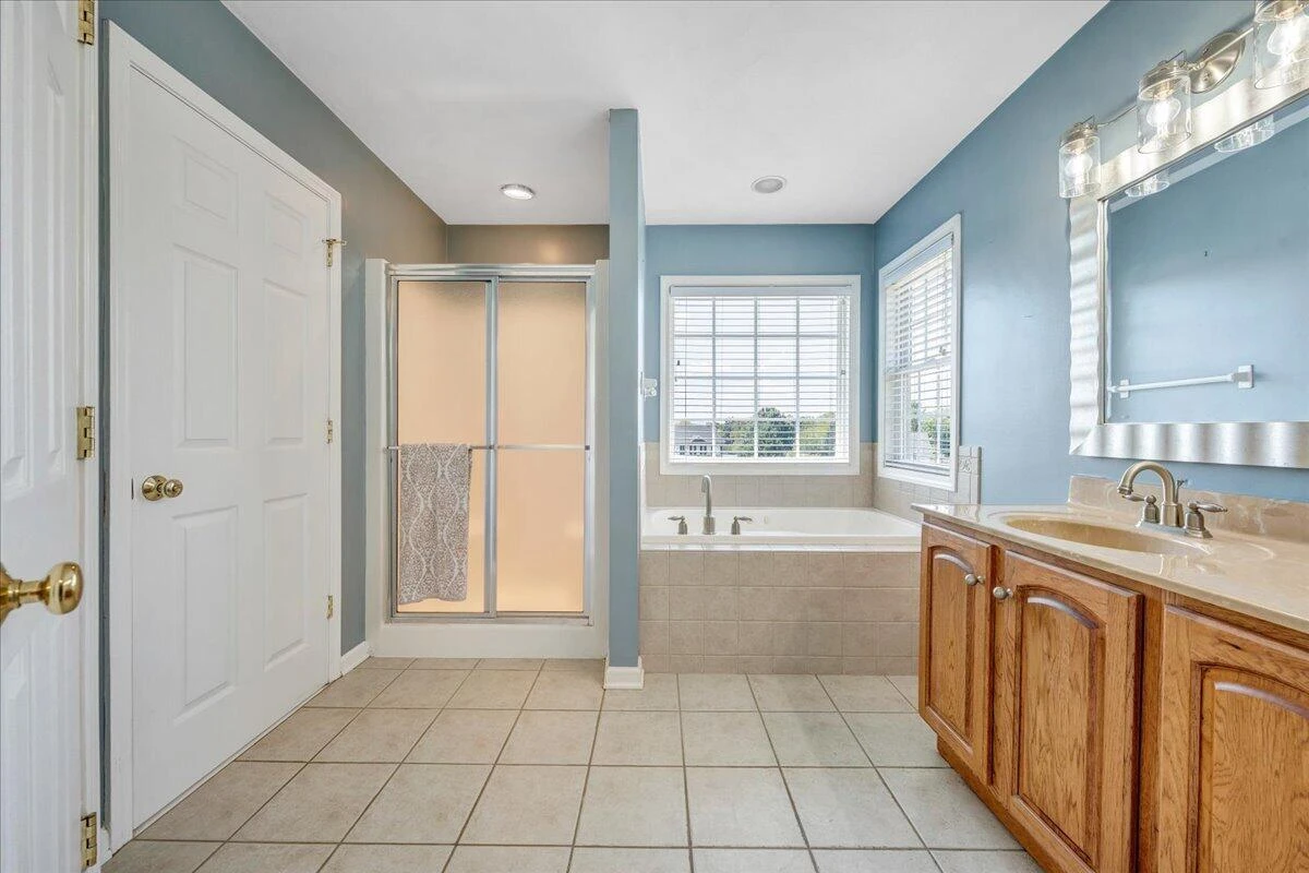 632 Castleridge RD - Photo 35