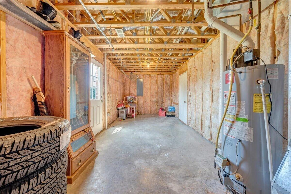 632 Castleridge RD - Photo 49