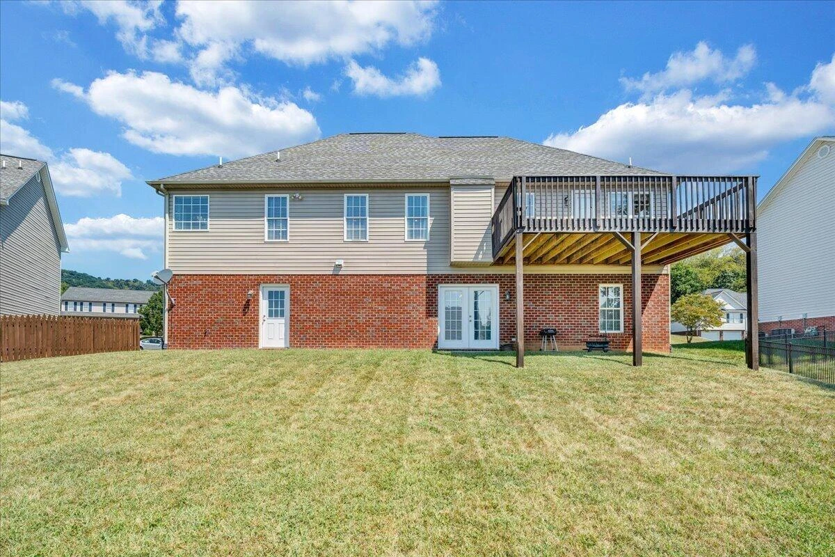 632 Castleridge RD - Photo 52