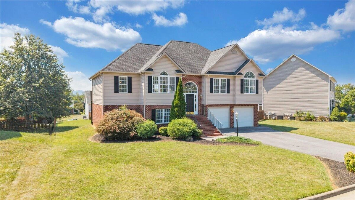632 Castleridge RD - Photo 62