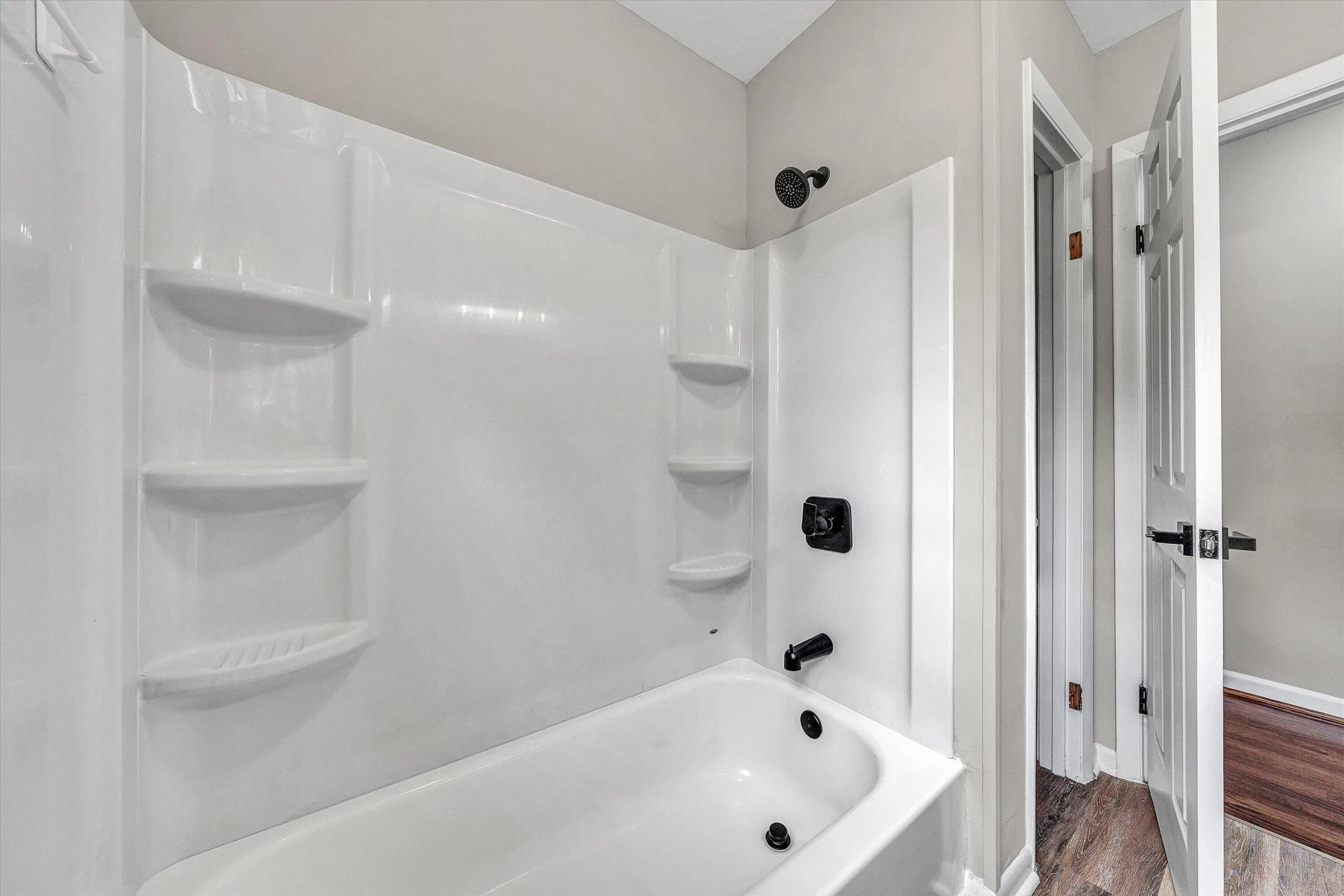 924 Ingleside LN - Photo 10