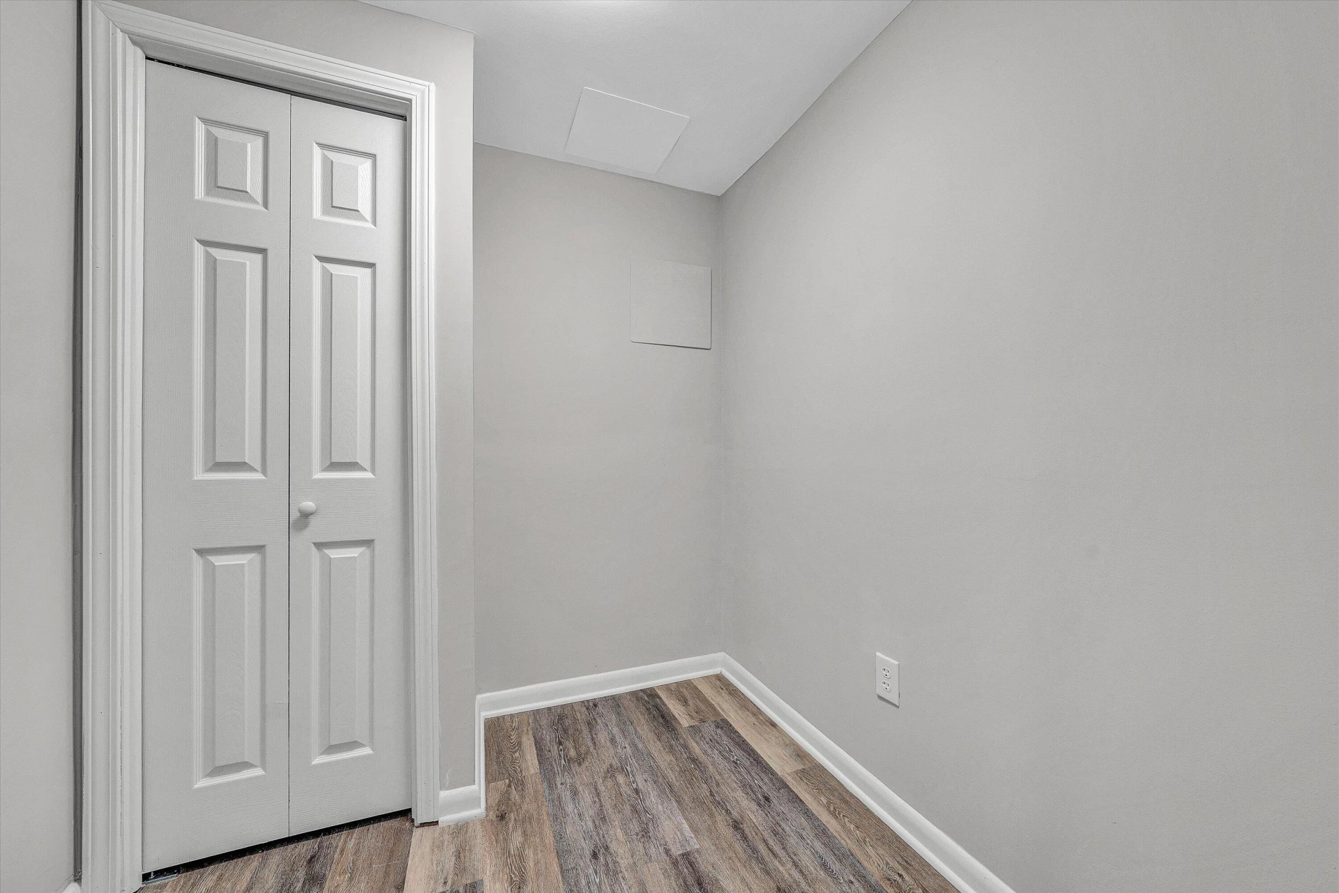 924 Ingleside LN - Photo 20