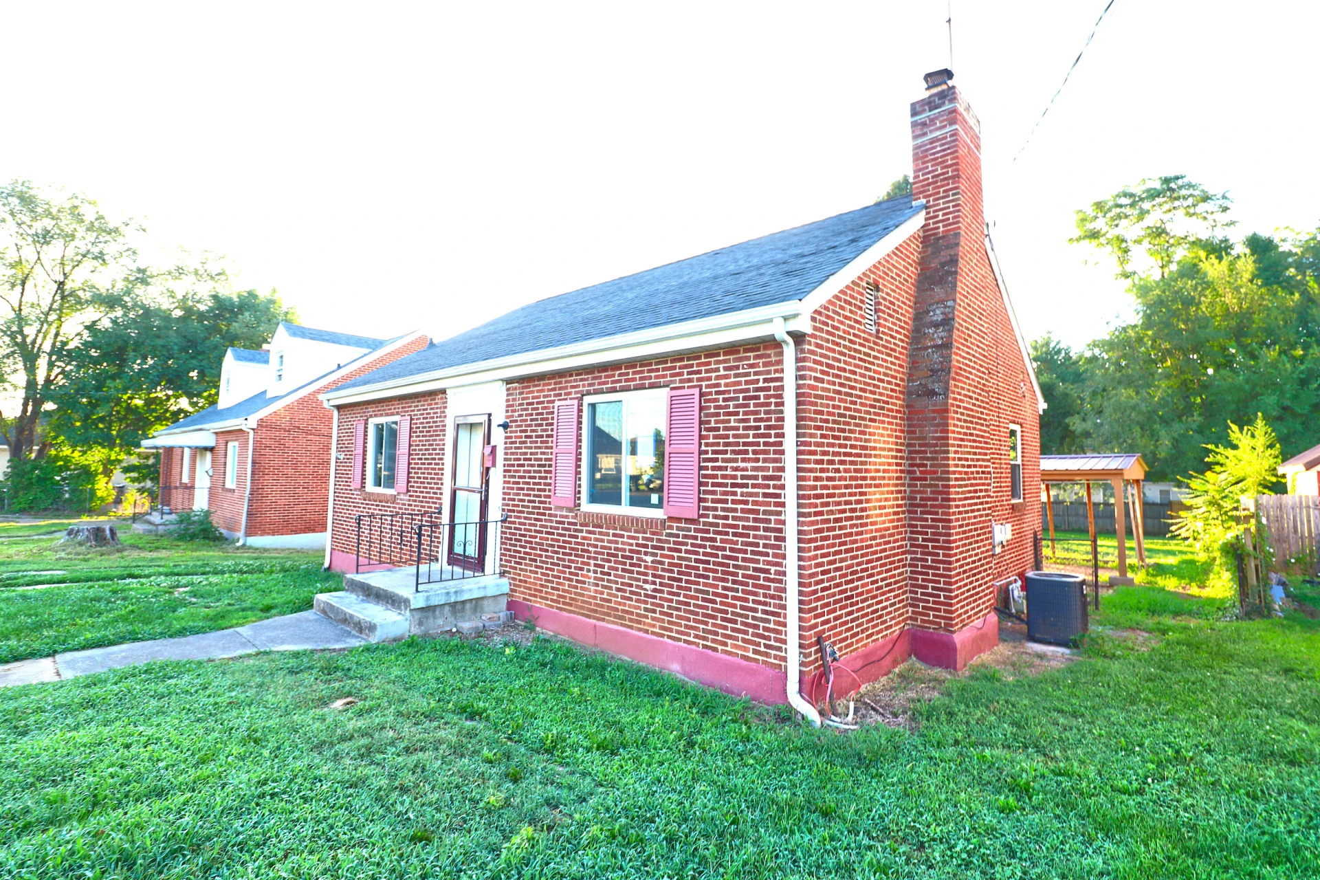 2925 Ravenwood AVE NW - Photo 3