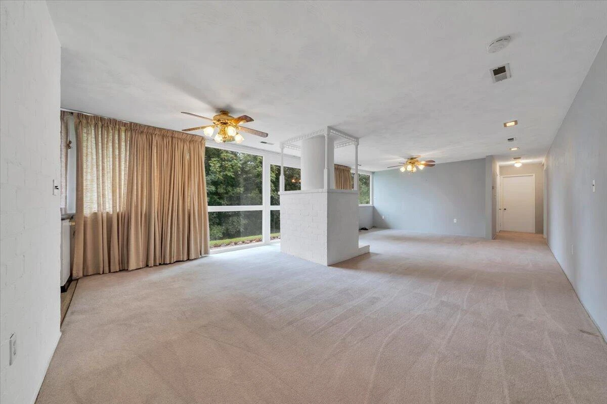 4802 Northwood DR NW - Photo 2