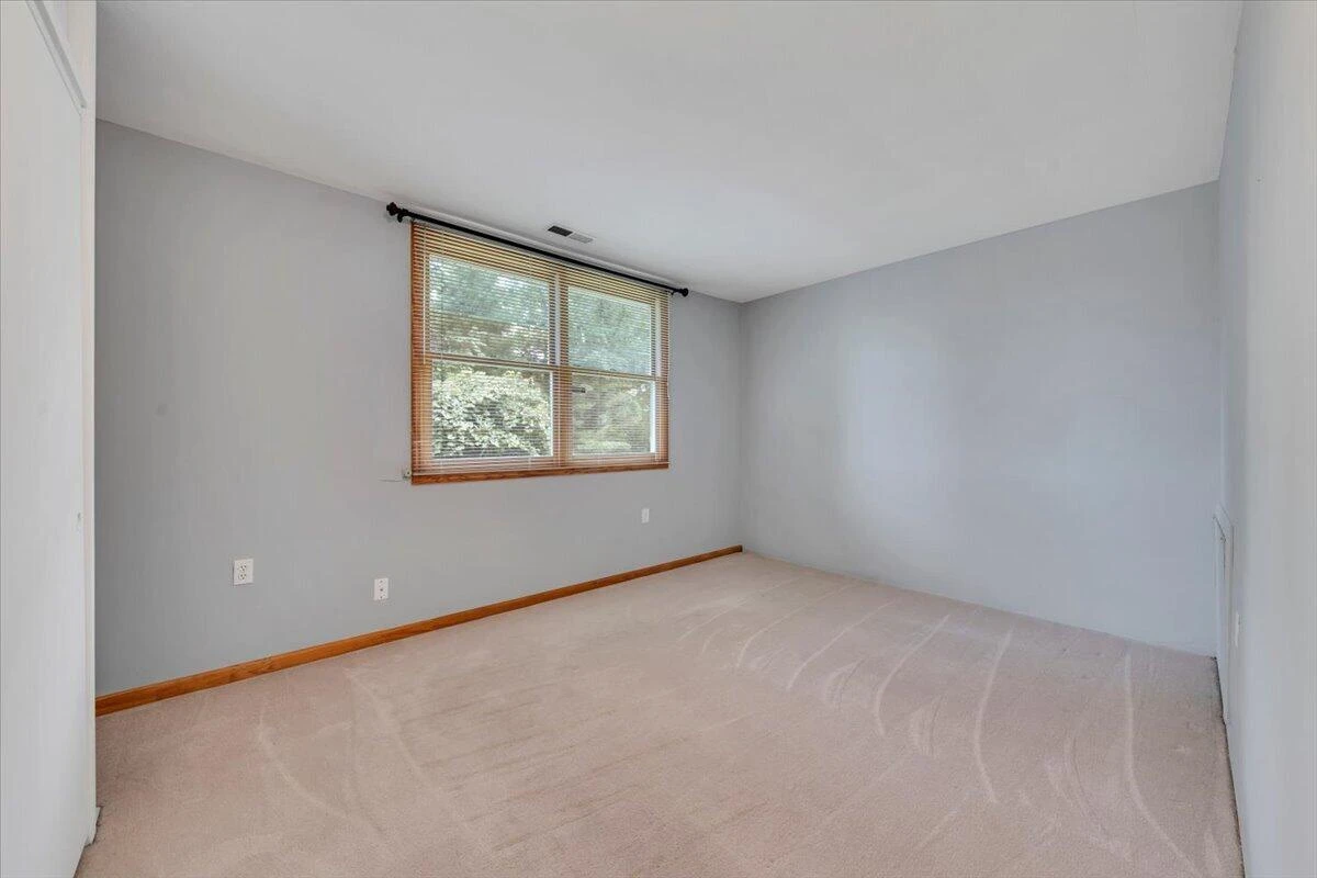 4802 Northwood DR NW - Photo 10