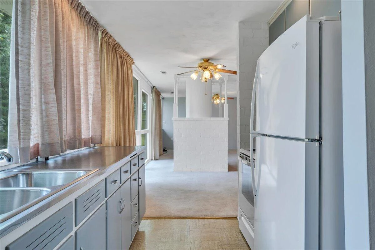 4802 Northwood DR NW - Photo 18