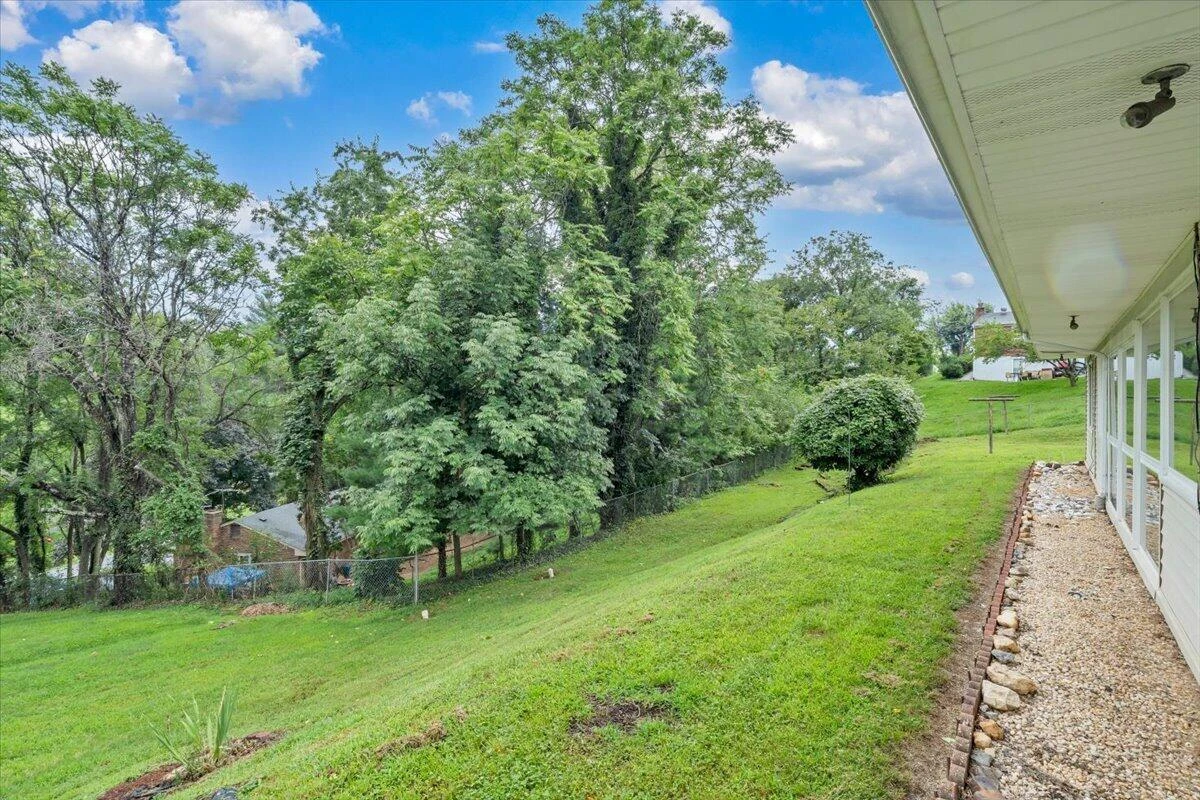 4802 Northwood DR NW - Photo 32