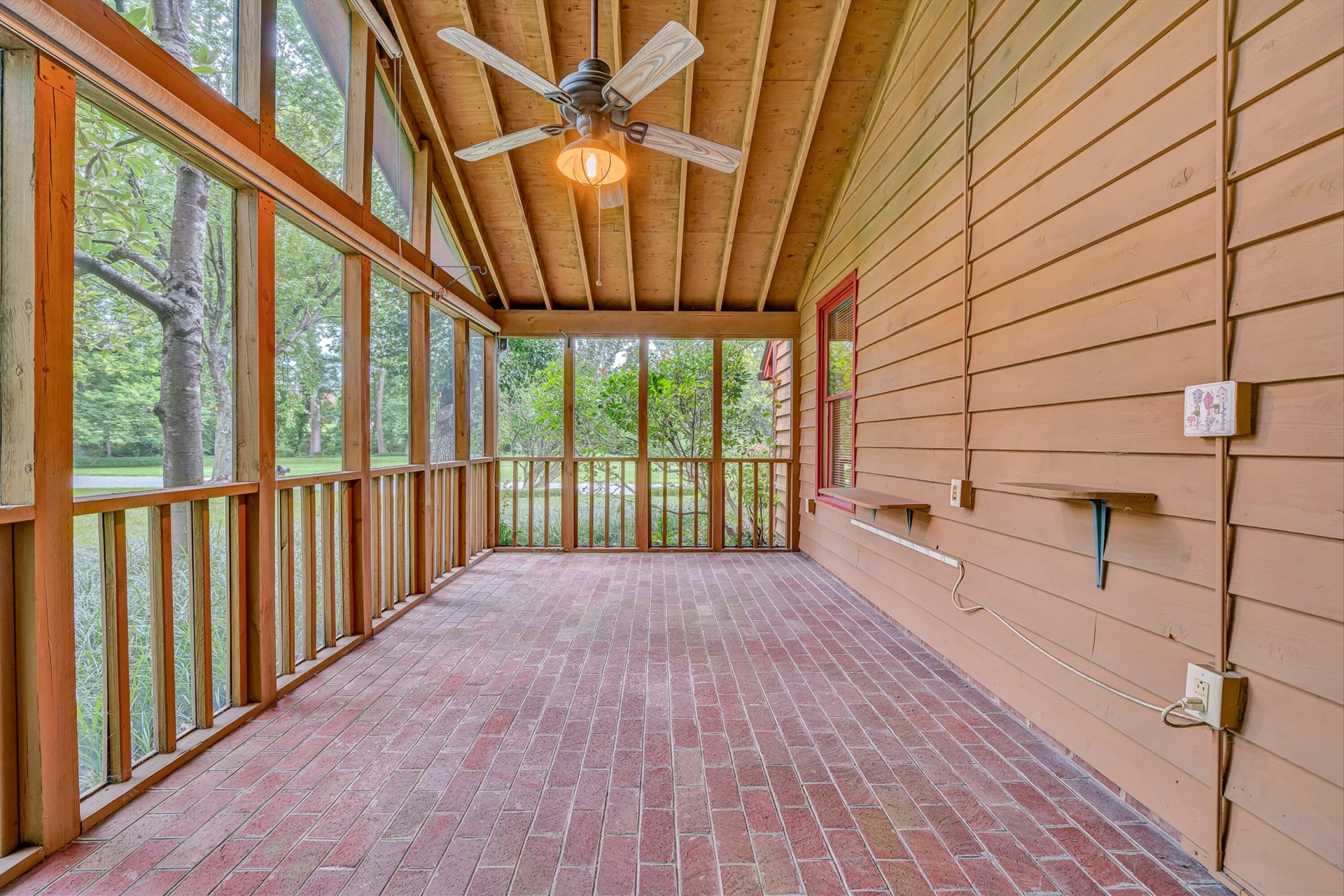 5864 Lakemont DR - Photo 17