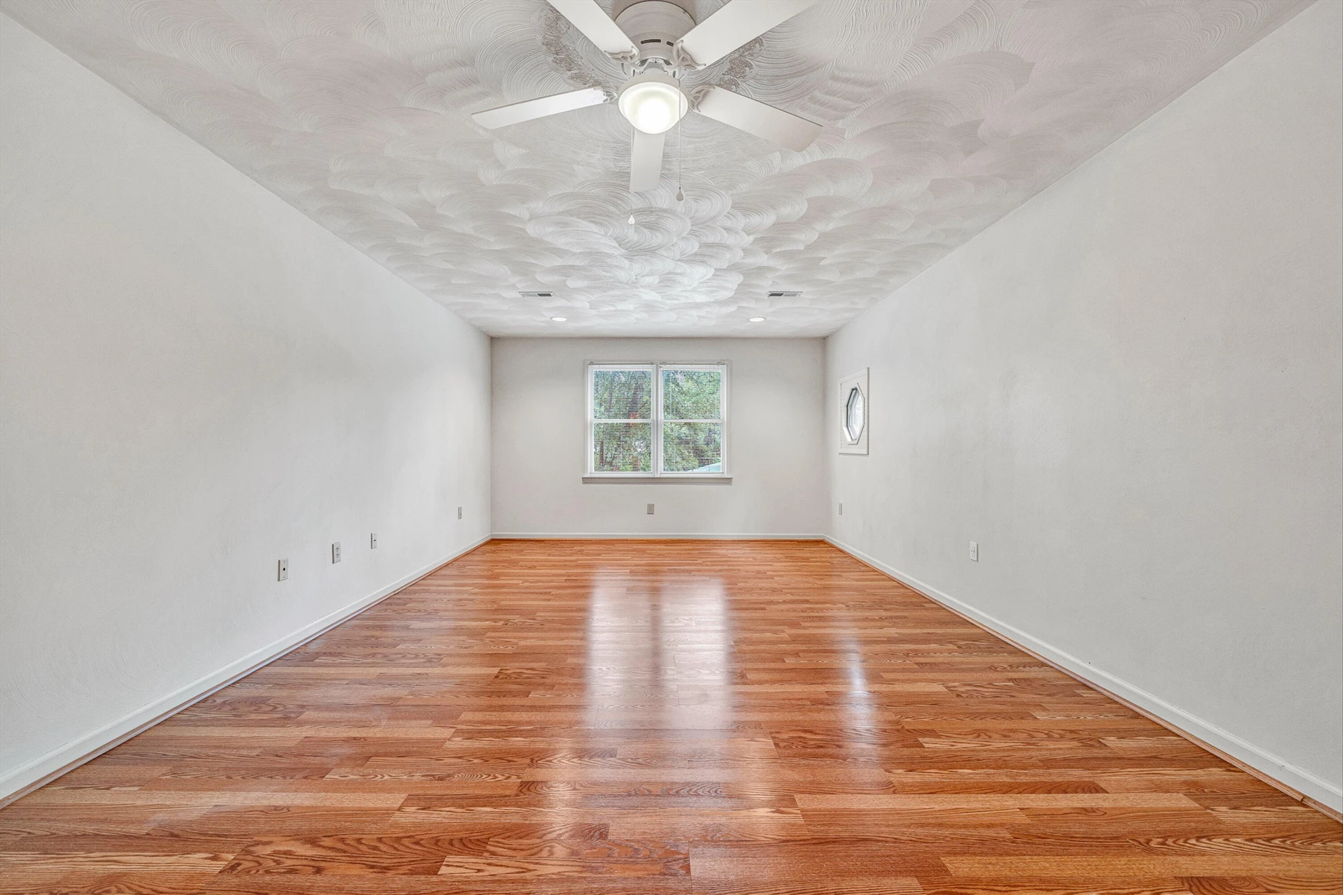 5864 Lakemont DR - Photo 22