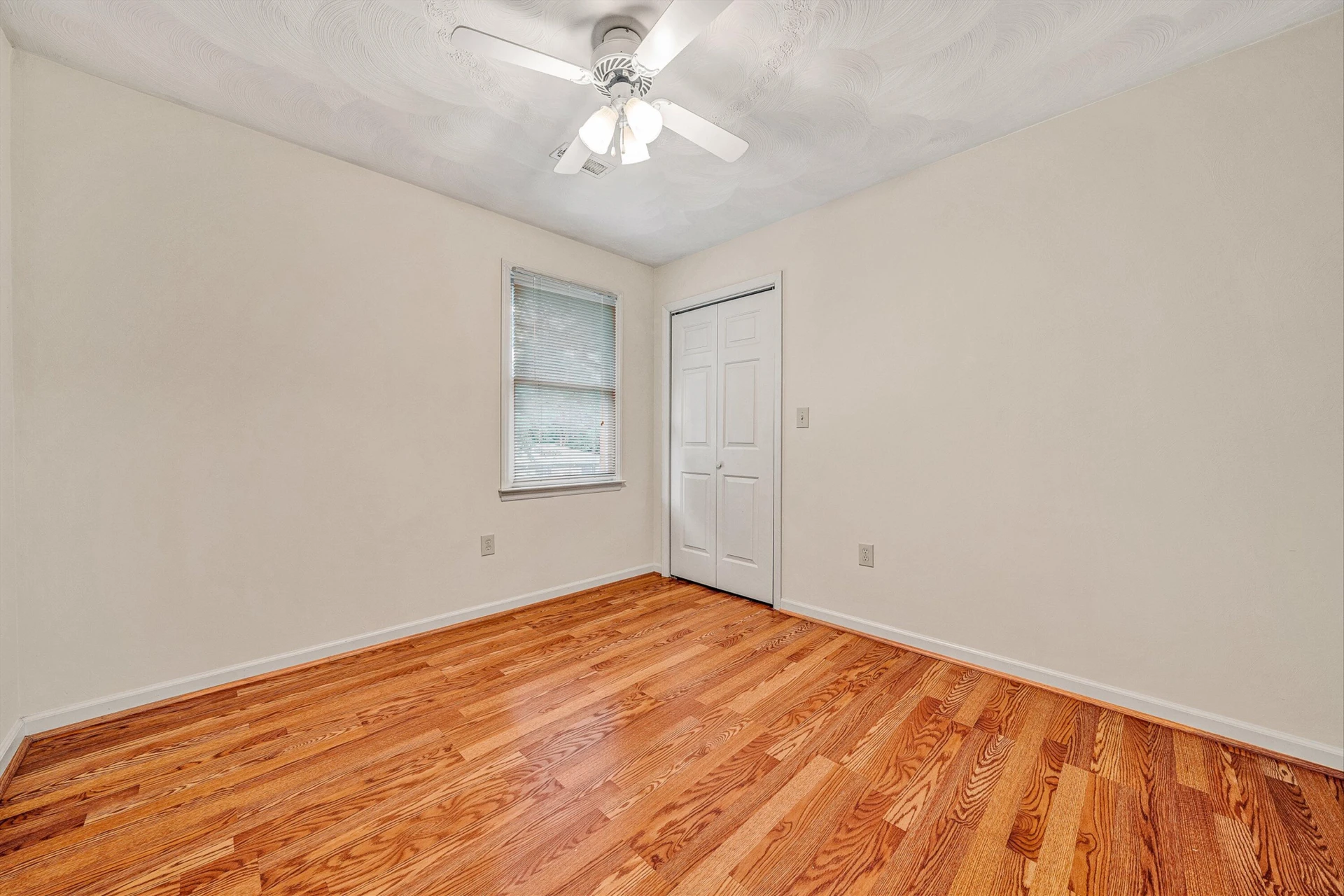5864 Lakemont DR - Photo 28