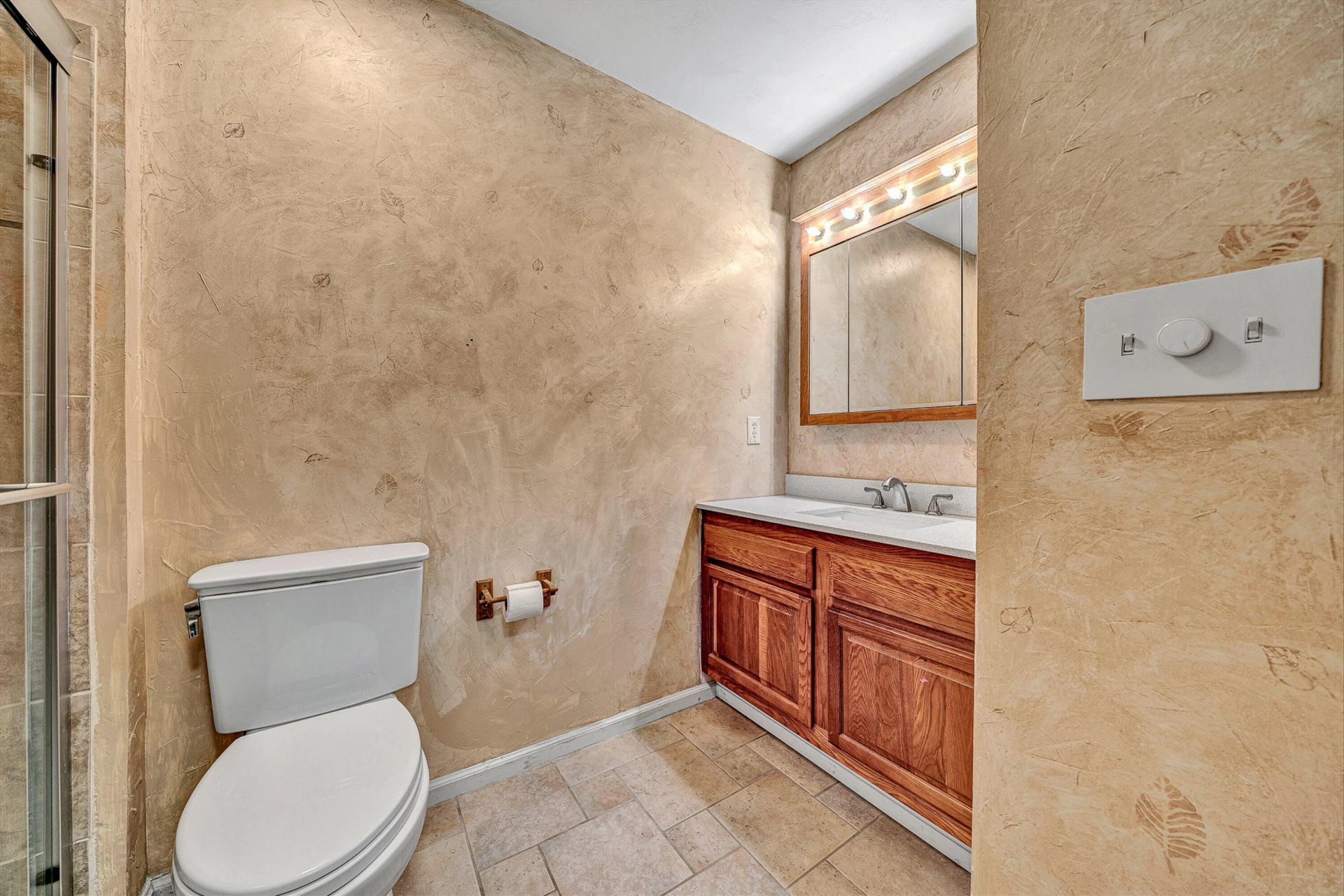 5516 Warwood DR - Photo 16