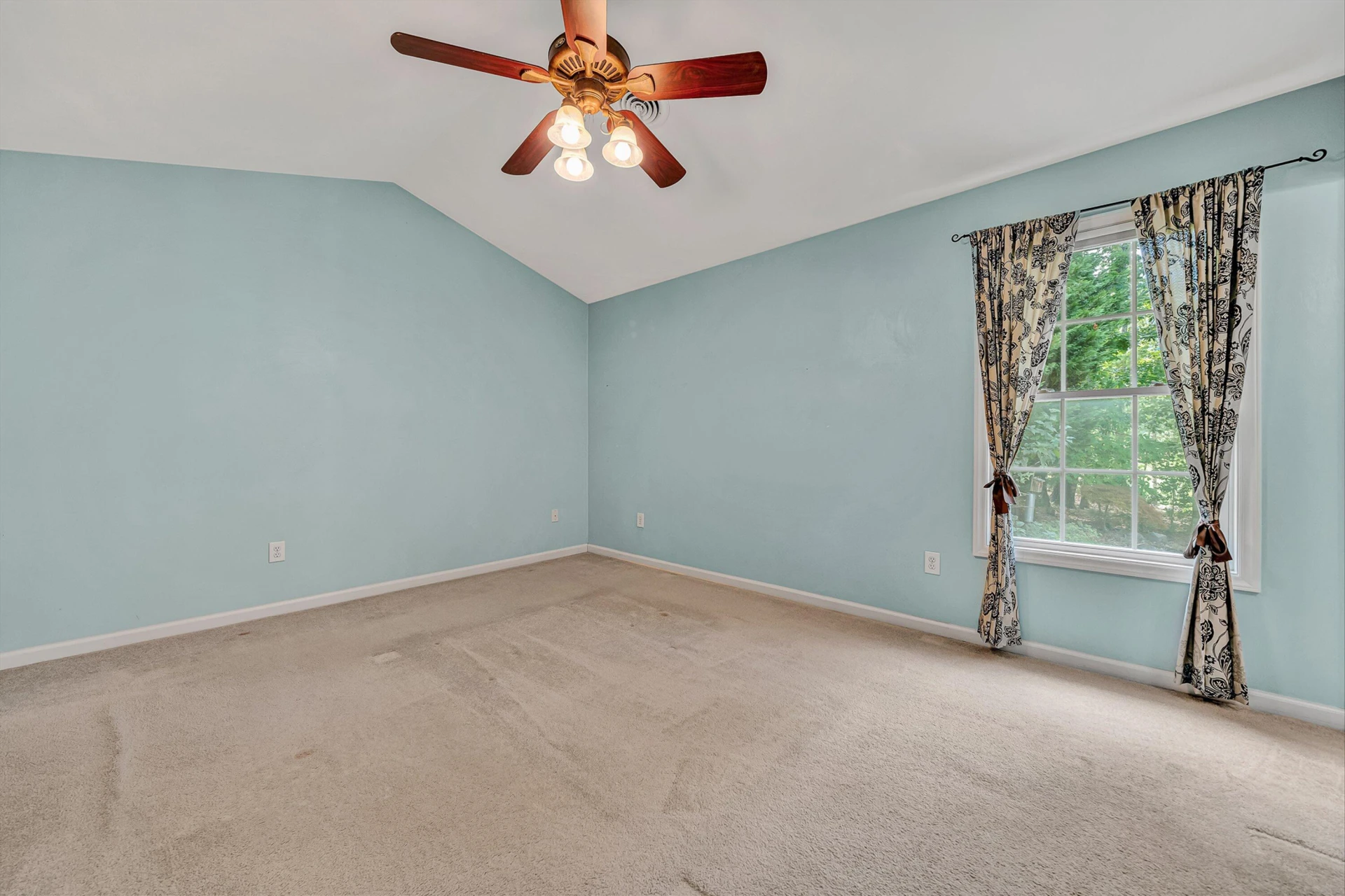 5516 Warwood DR - Photo 21