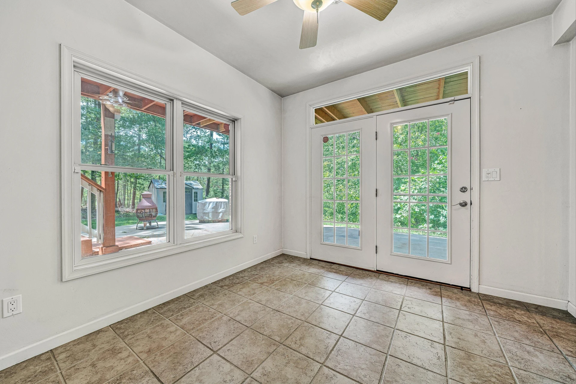 5516 Warwood DR - Photo 31
