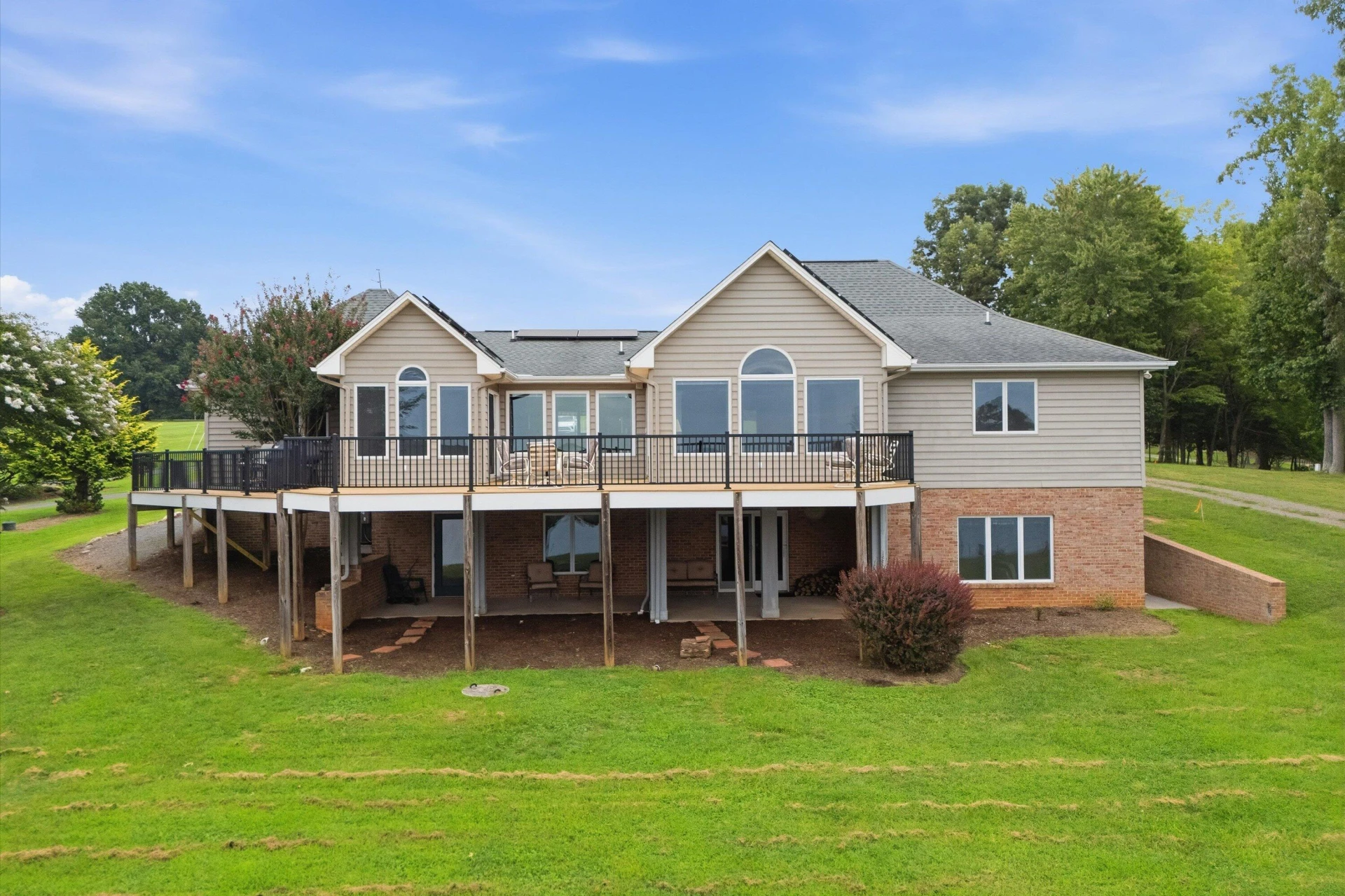121 Penhook Point - Photo 2