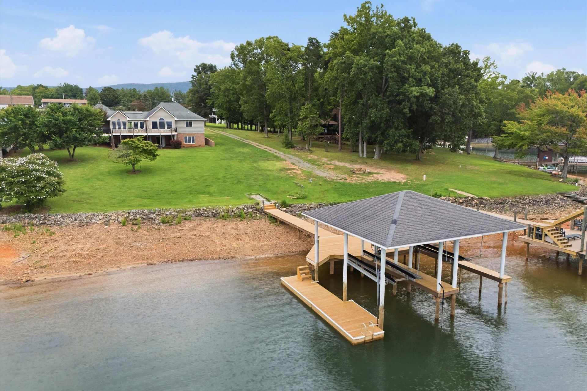 121 Penhook Point - Photo 4