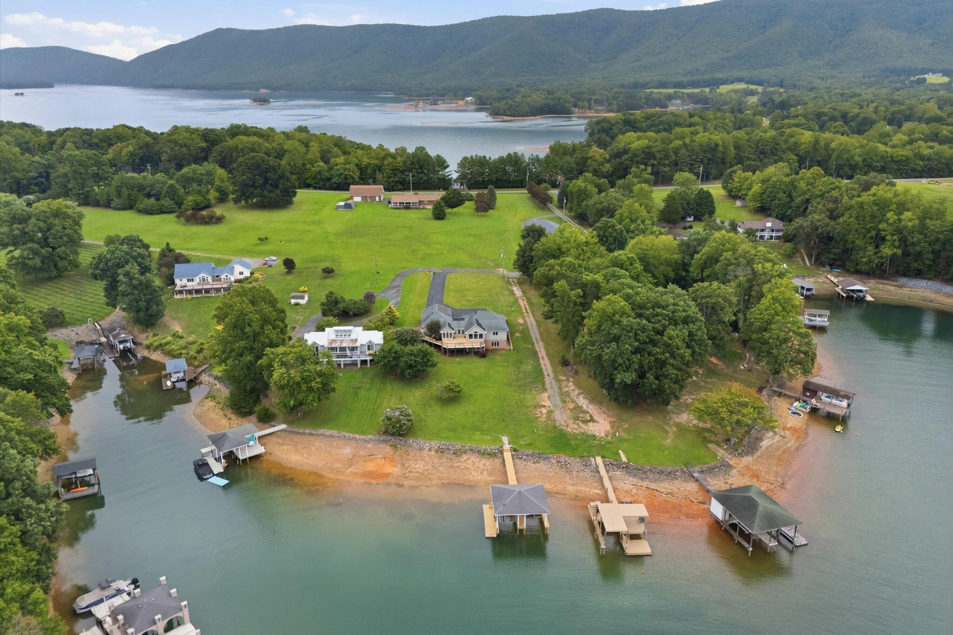 121 Penhook Point - Photo 6