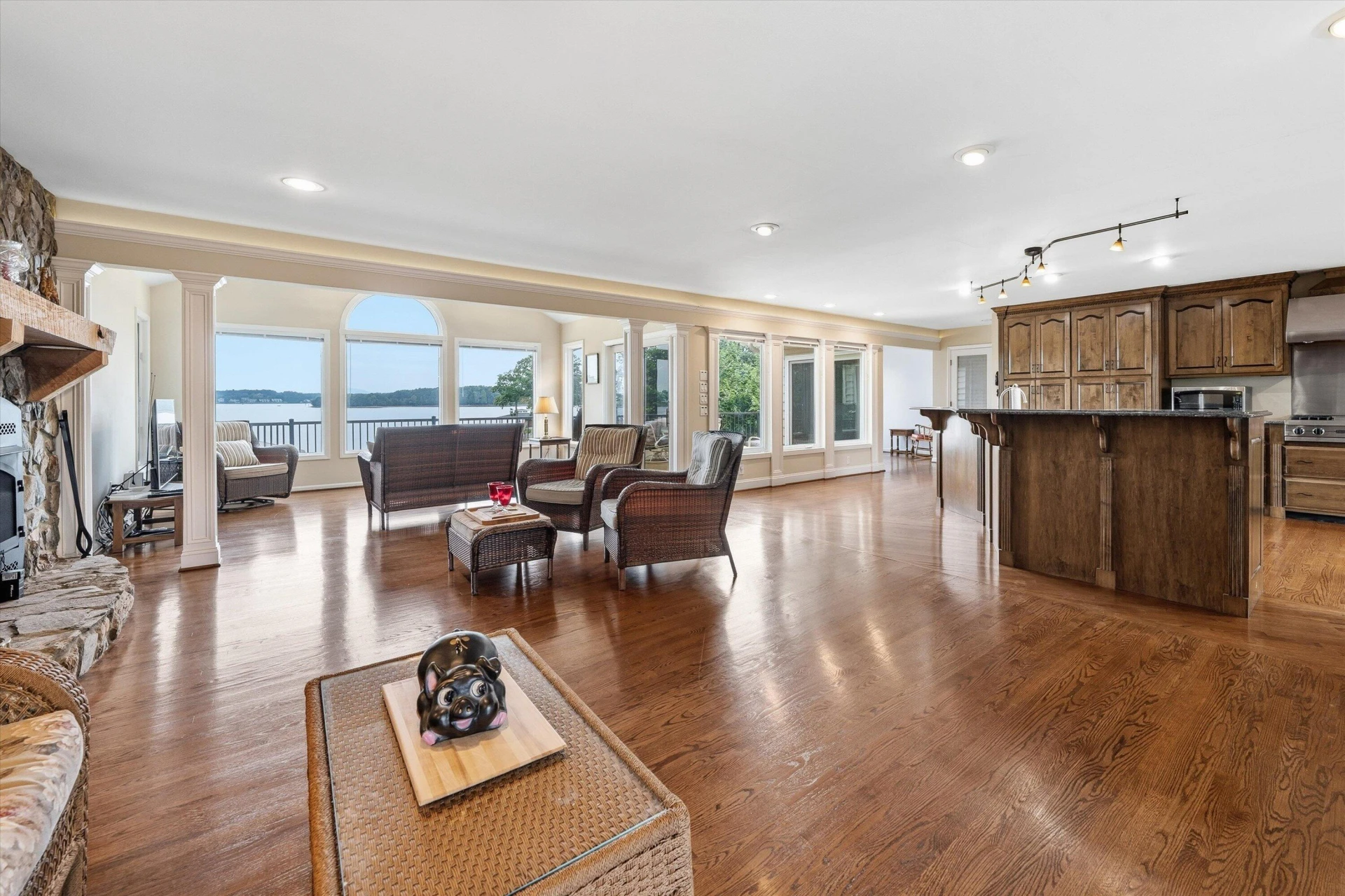 121 Penhook Point - Photo 15