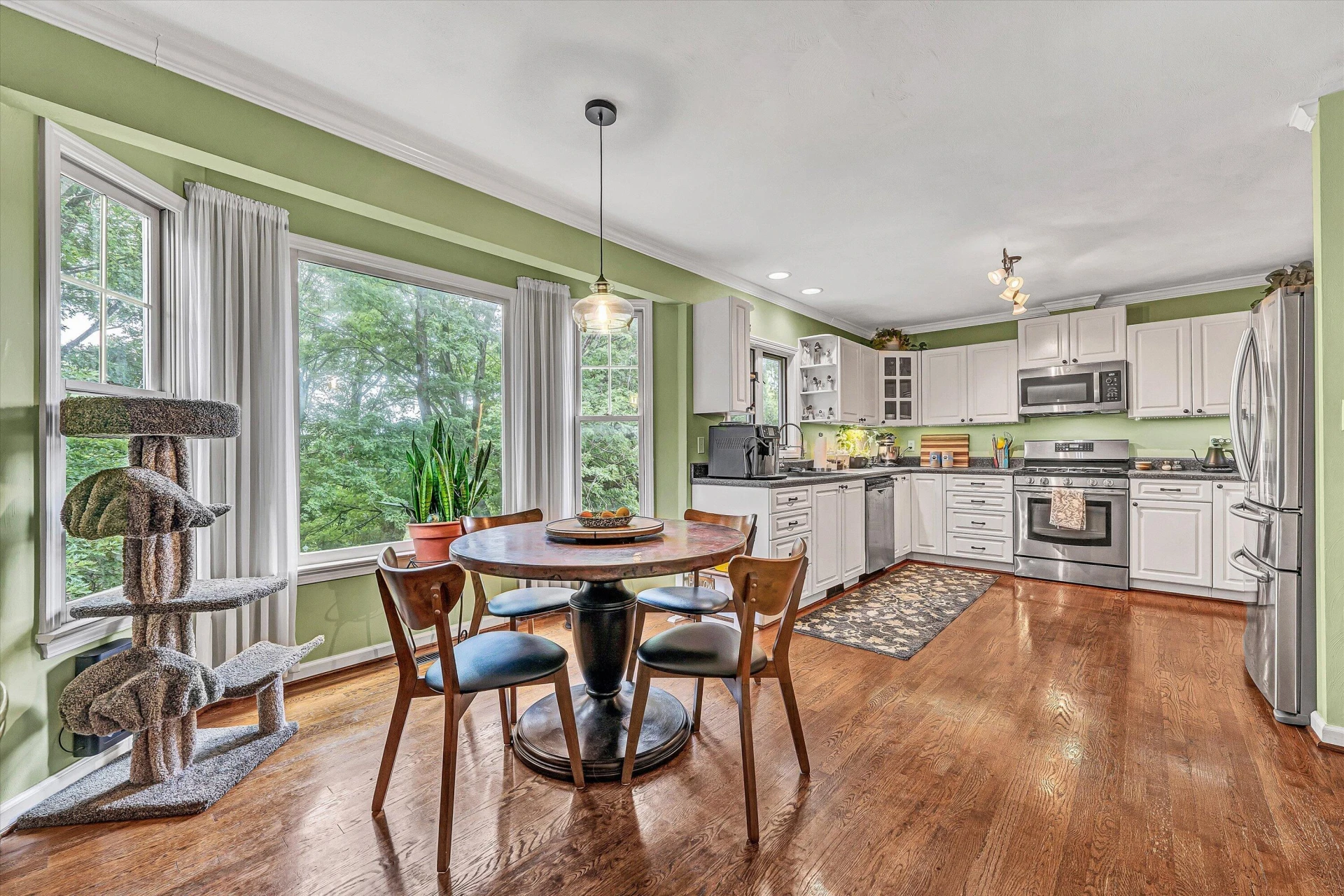 174 Pheasant Run - Photo 10