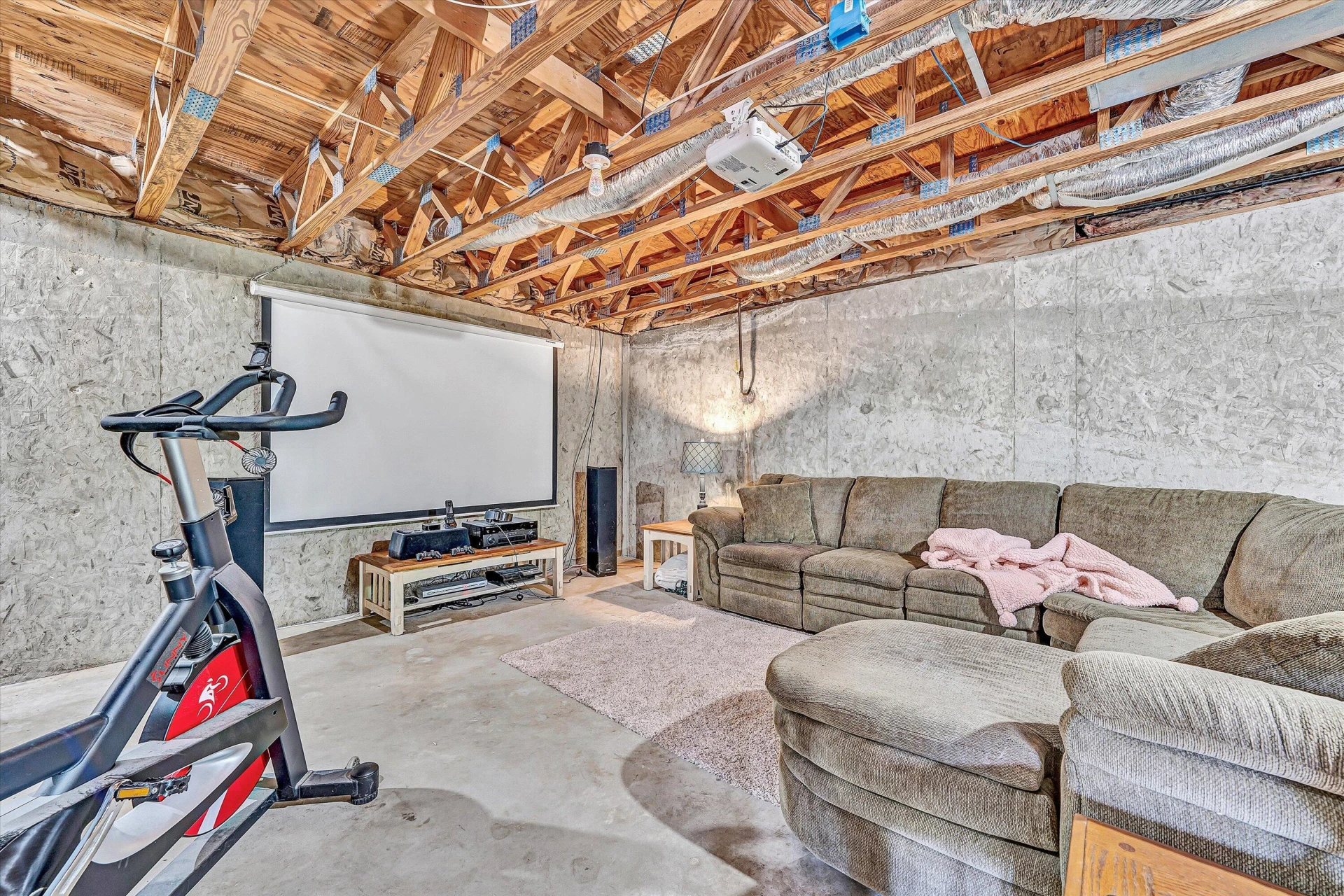 174 Pheasant Run - Photo 37