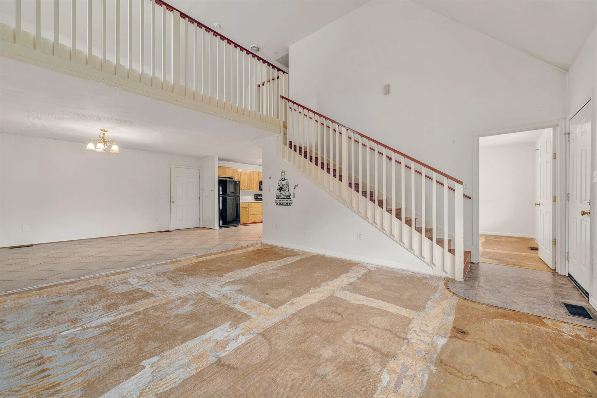 1314 Archbold AVE NE - Photo 4