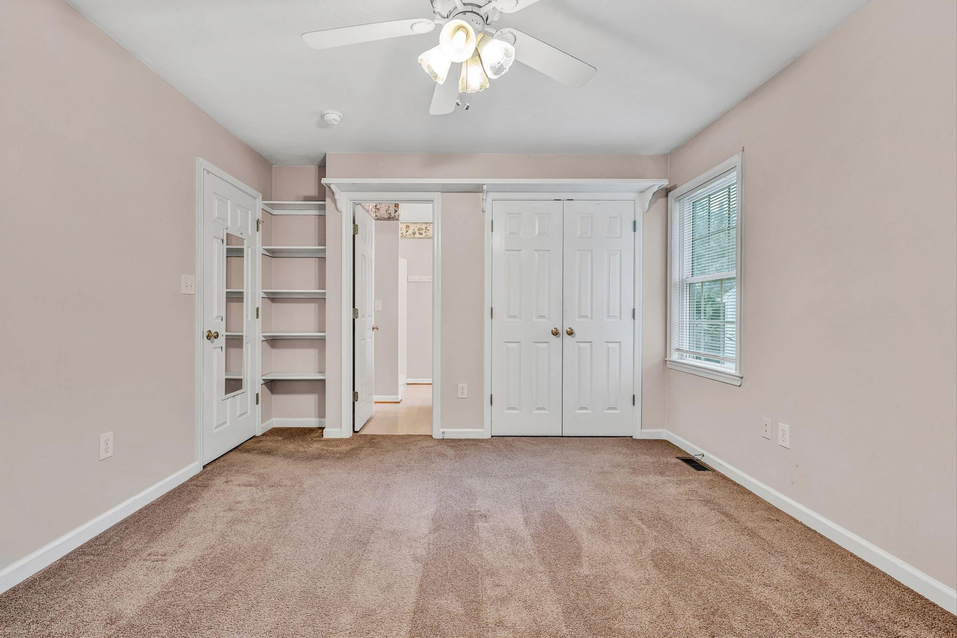 1314 Archbold AVE NE - Photo 21