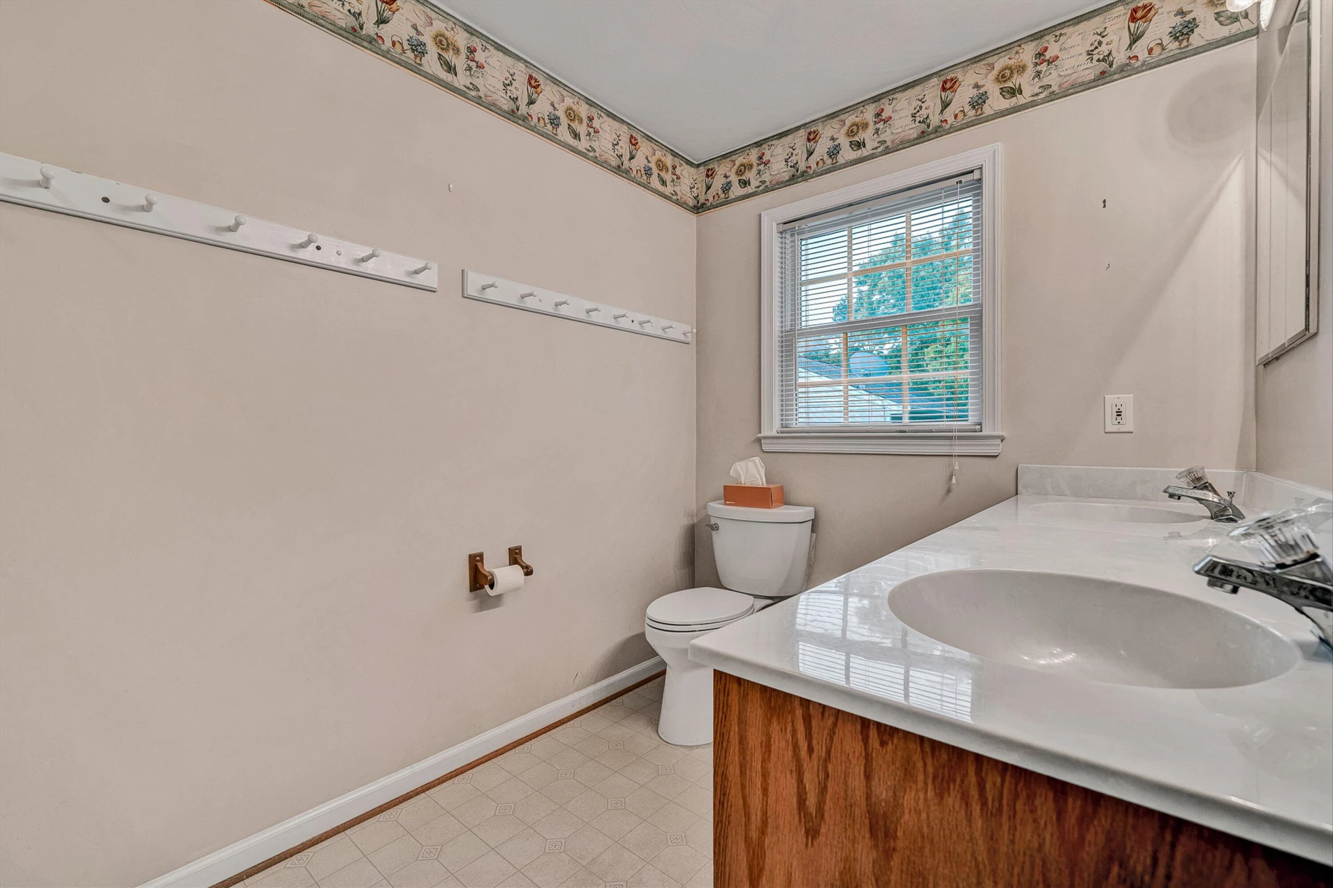 1314 Archbold AVE NE - Photo 22